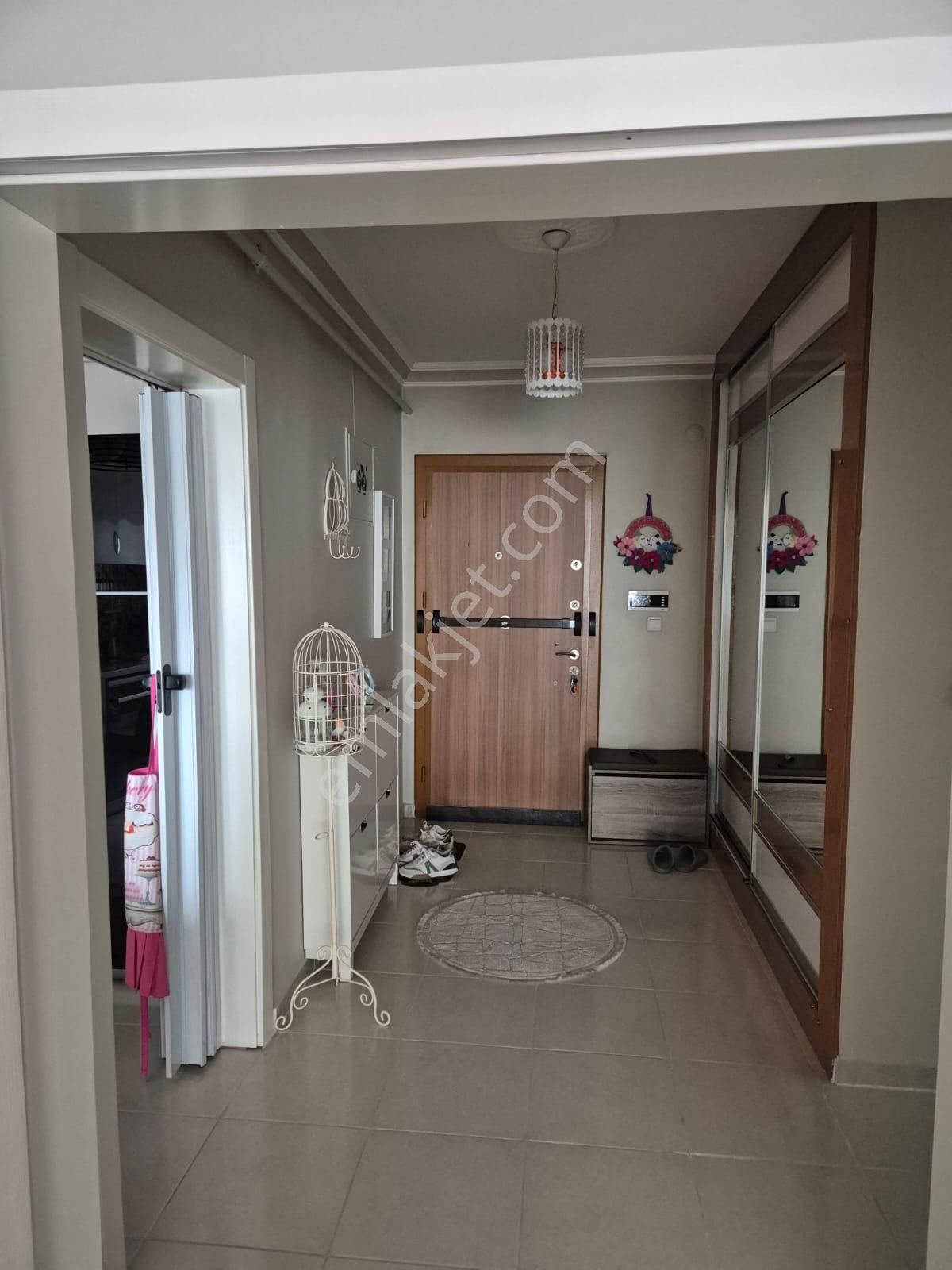 Emre Emlak'tan Ahimesut'da Arakat Asansörlü Site İçi Satılık 3+1 Daire - Görsel 7