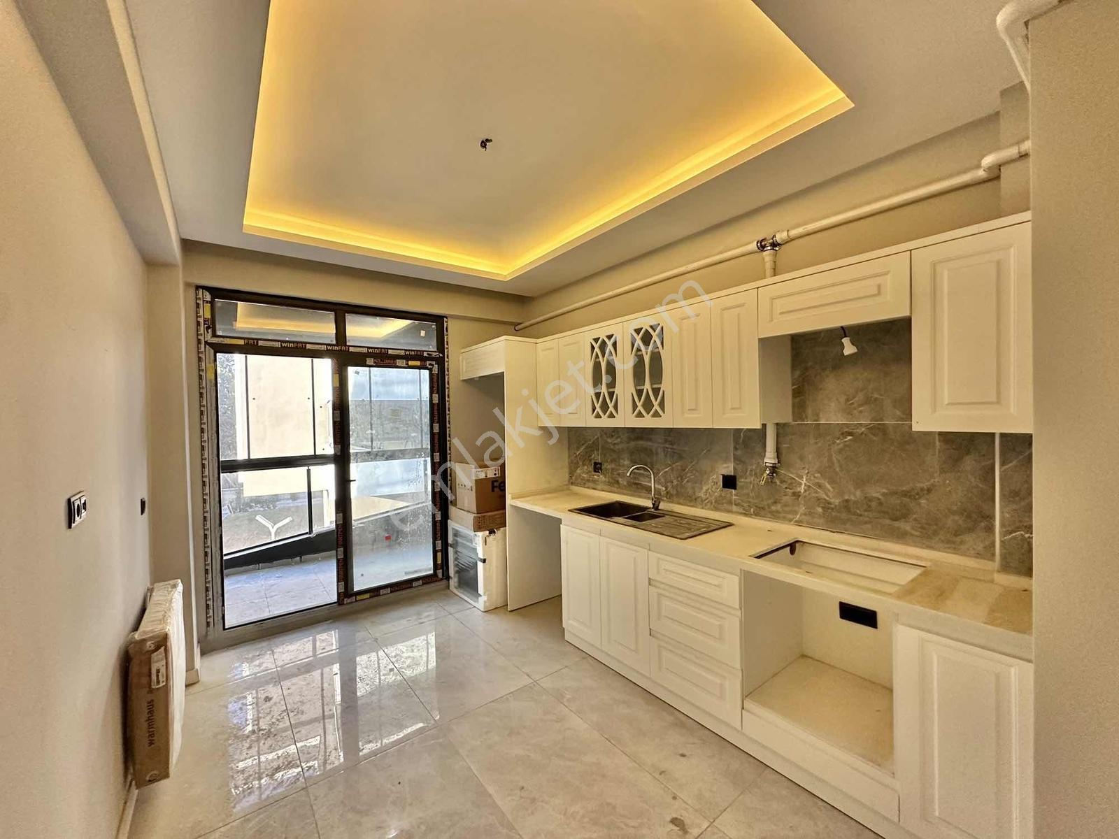 Uygan'dan Alpkent Mah. 100m² 2+1 Sıfır Havuzlu Site Lüx Arakat