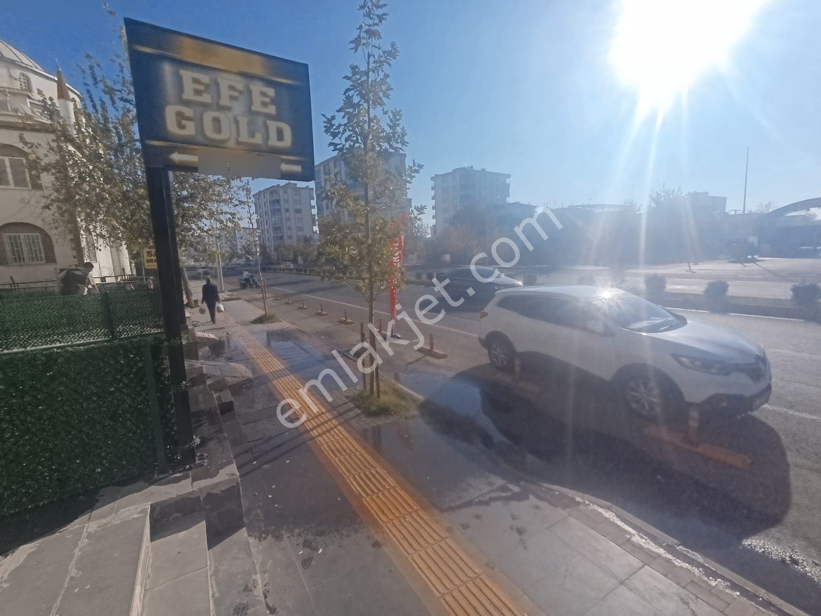 Havaalanı Kavşagı Civarında Satılık Dükkan - Görsel 12