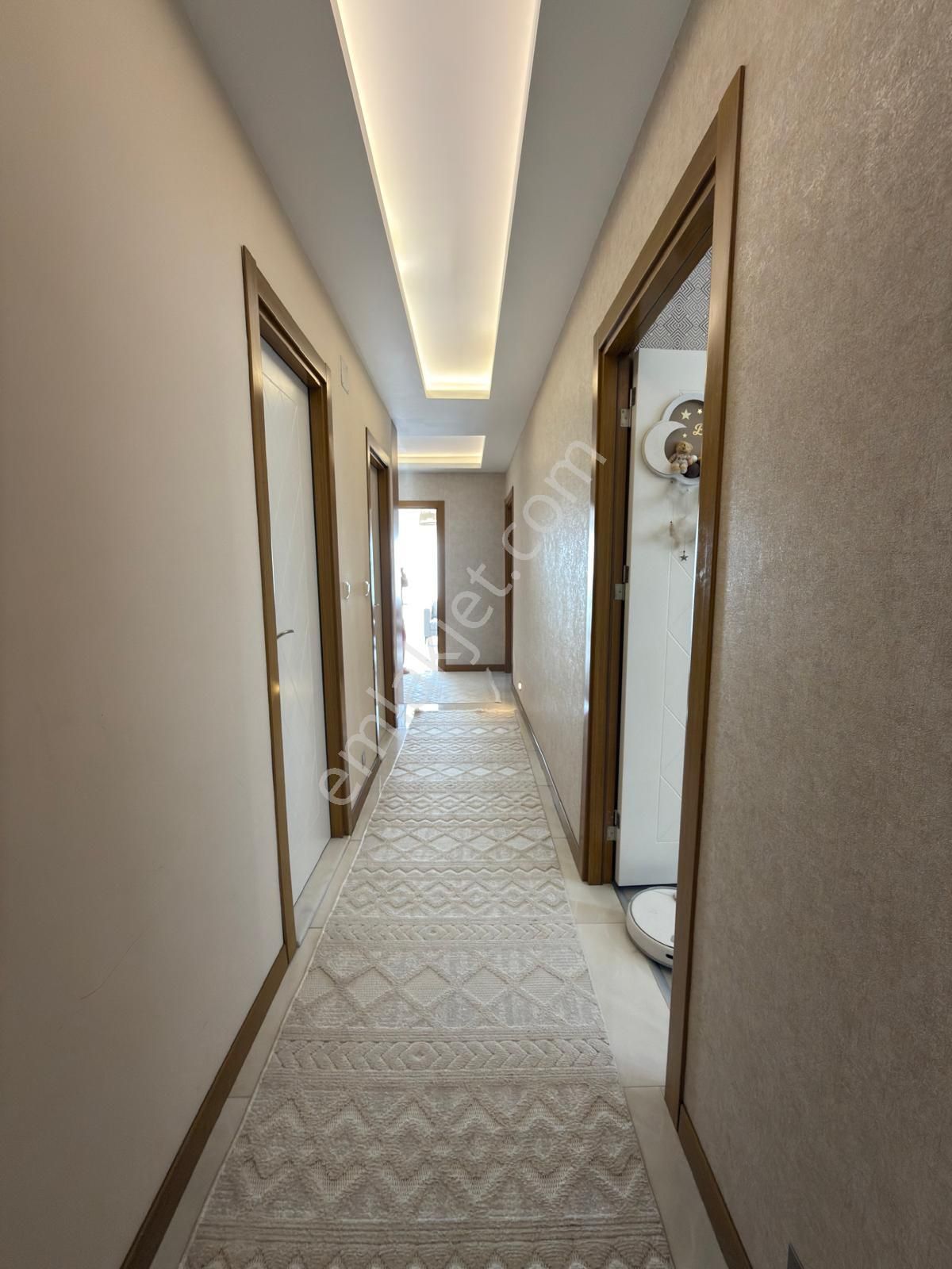 Adana Çukurova 100.yıl Mah. Satılık 3+1 Daire Doğalgazı Aktif Ebeveyn Banyolu Giyinme Odalı - Görsel 22