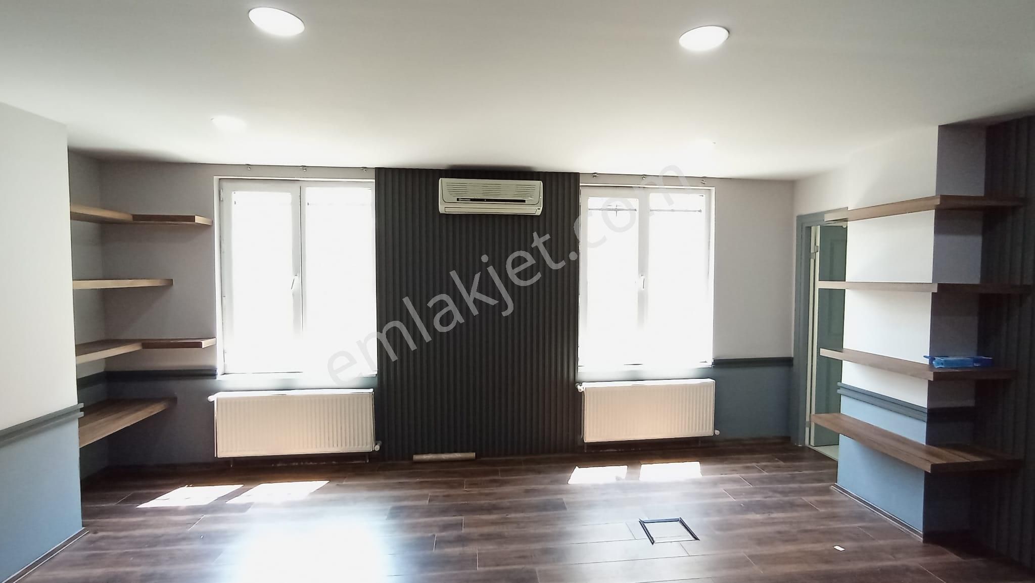 Kavacık Merkezde Kiralık Arakat 3+1 Ofis Büro - Görsel 4