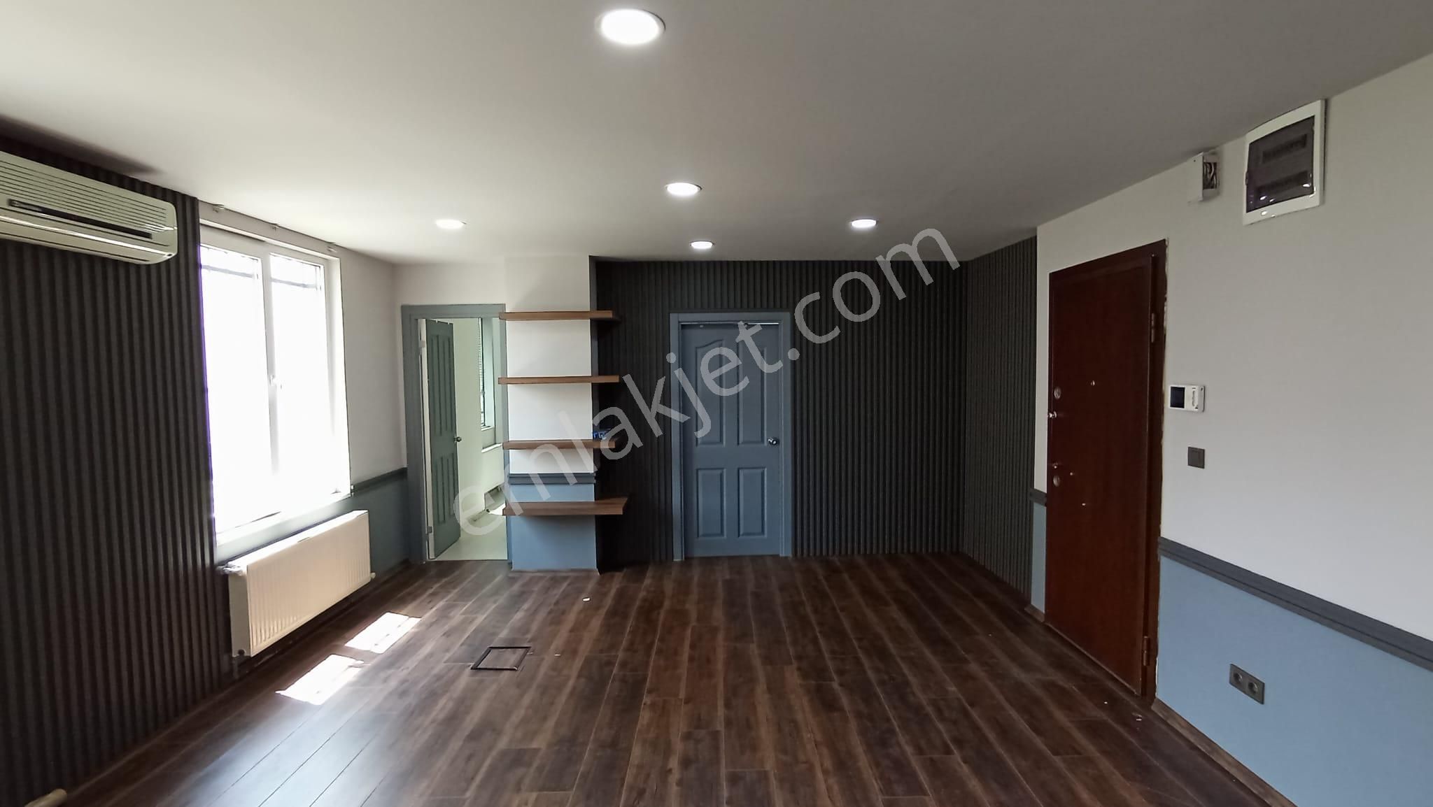 Kavacık Merkezde Kiralık Arakat 3+1 Ofis Büro - Görsel 3