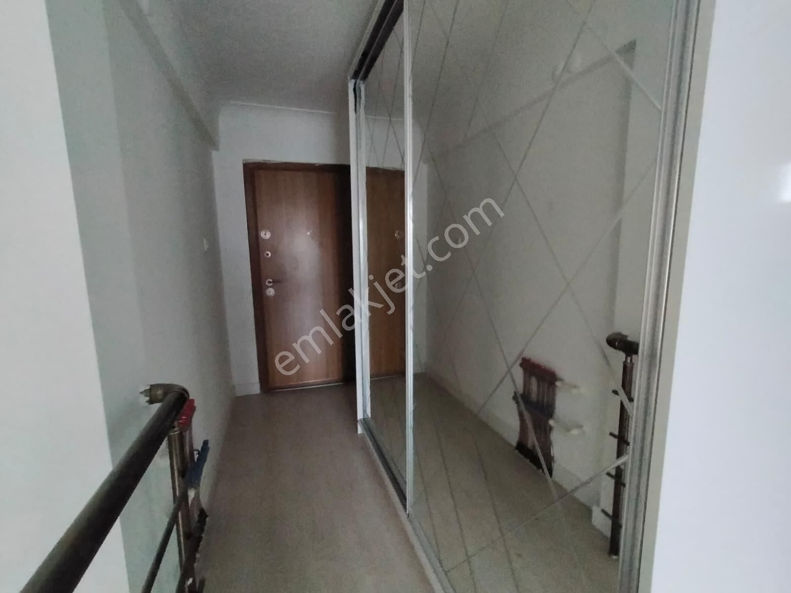 Yılmazer'den Beşikkaya Caddede Ful Manzara Masrafsız İskanlı 5+1 - Görsel 10