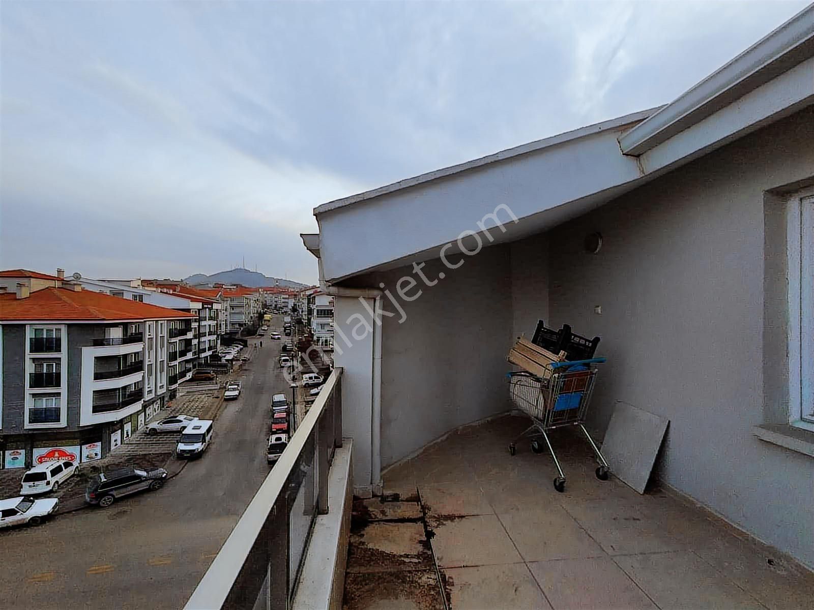 Yılmazer'den Beşikkaya Caddede Ful Manzara Masrafsız İskanlı 5+1 - Görsel 12