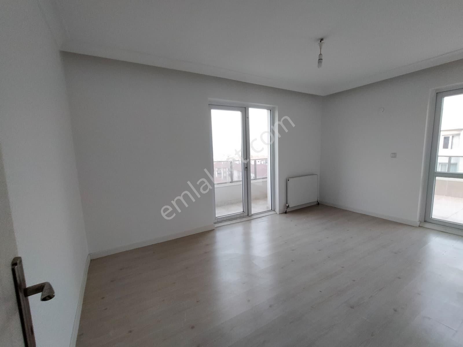 Yılmazer'den Beşikkaya Caddede Ful Manzara Masrafsız İskanlı 5+1 - Görsel 18