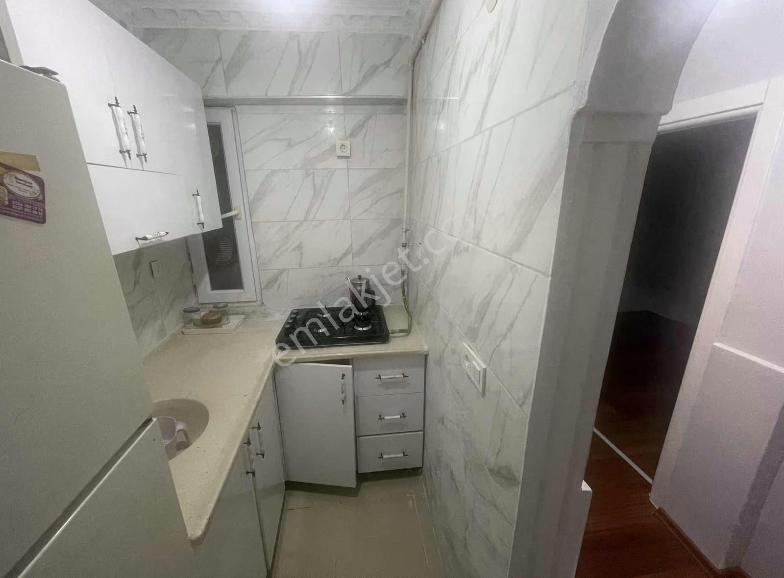 Bayrampaşa Orta Mahalle' De Yeni Bina' Da 1+1 Satılık Daire ! - Görsel 6