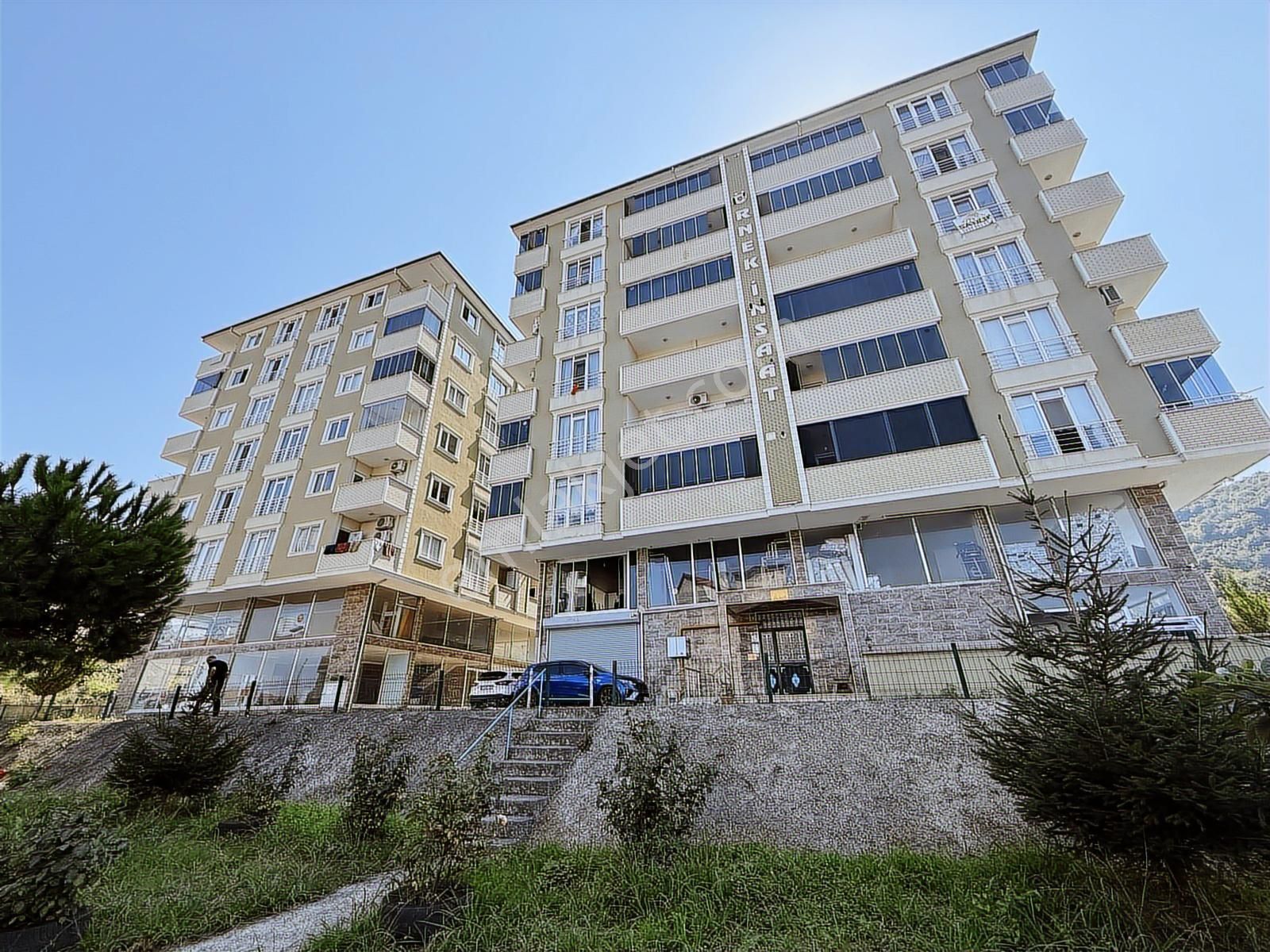 Arsinde Sahile Ve Olanaklara Yakın 3+1 Daire | Tekce