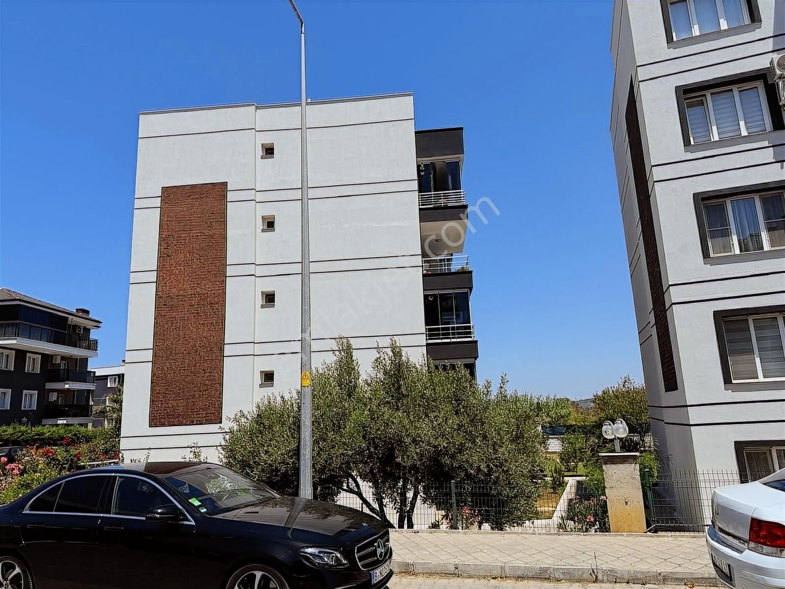 Kuşadasın'da 3+1 3. Kat Site İçerisinde Satlık Lüks Daire - Görsel 17