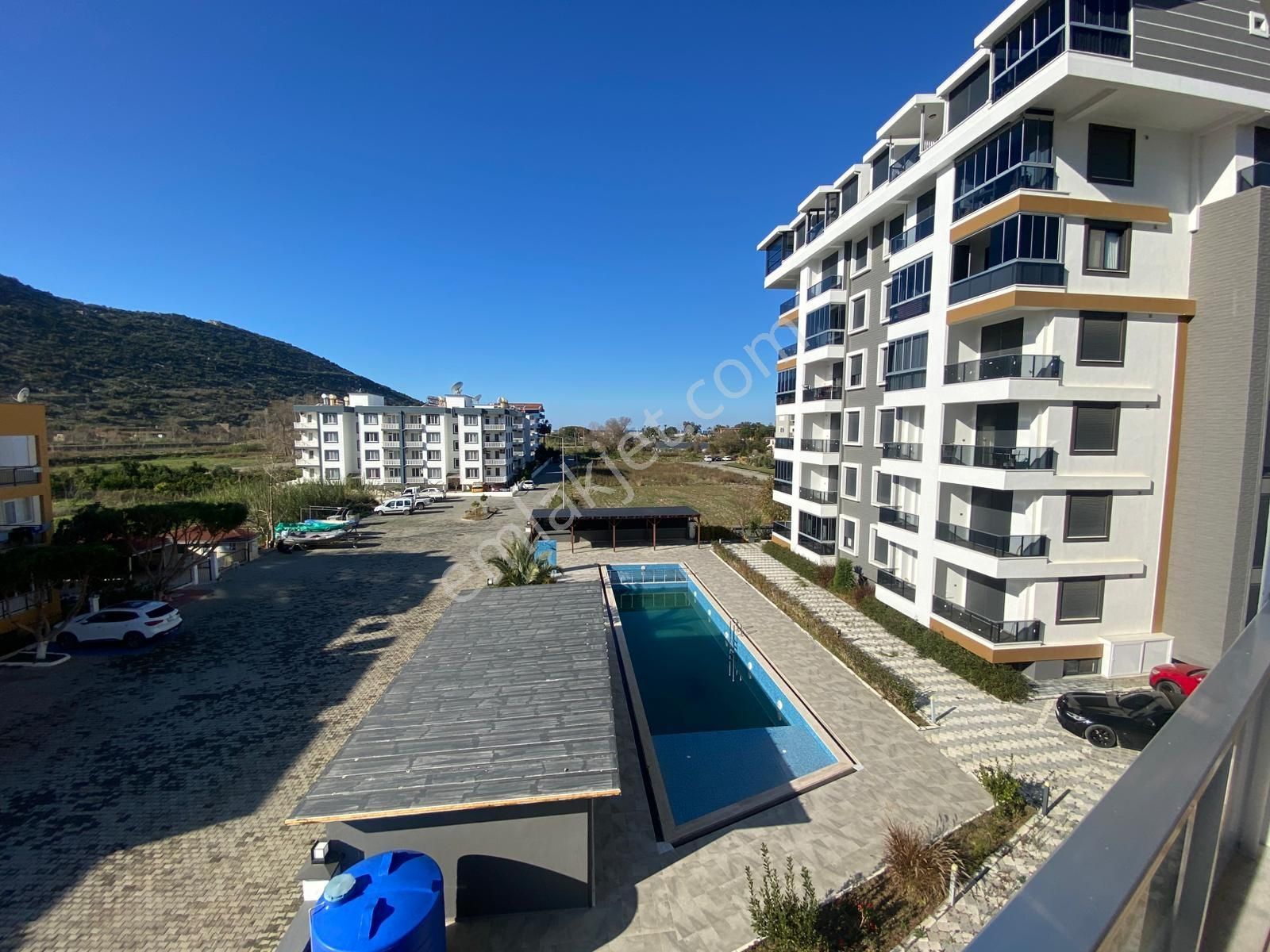 Site İçerisinde Denize Yakın Havuz Manzaralı 1+1 - Görsel 7