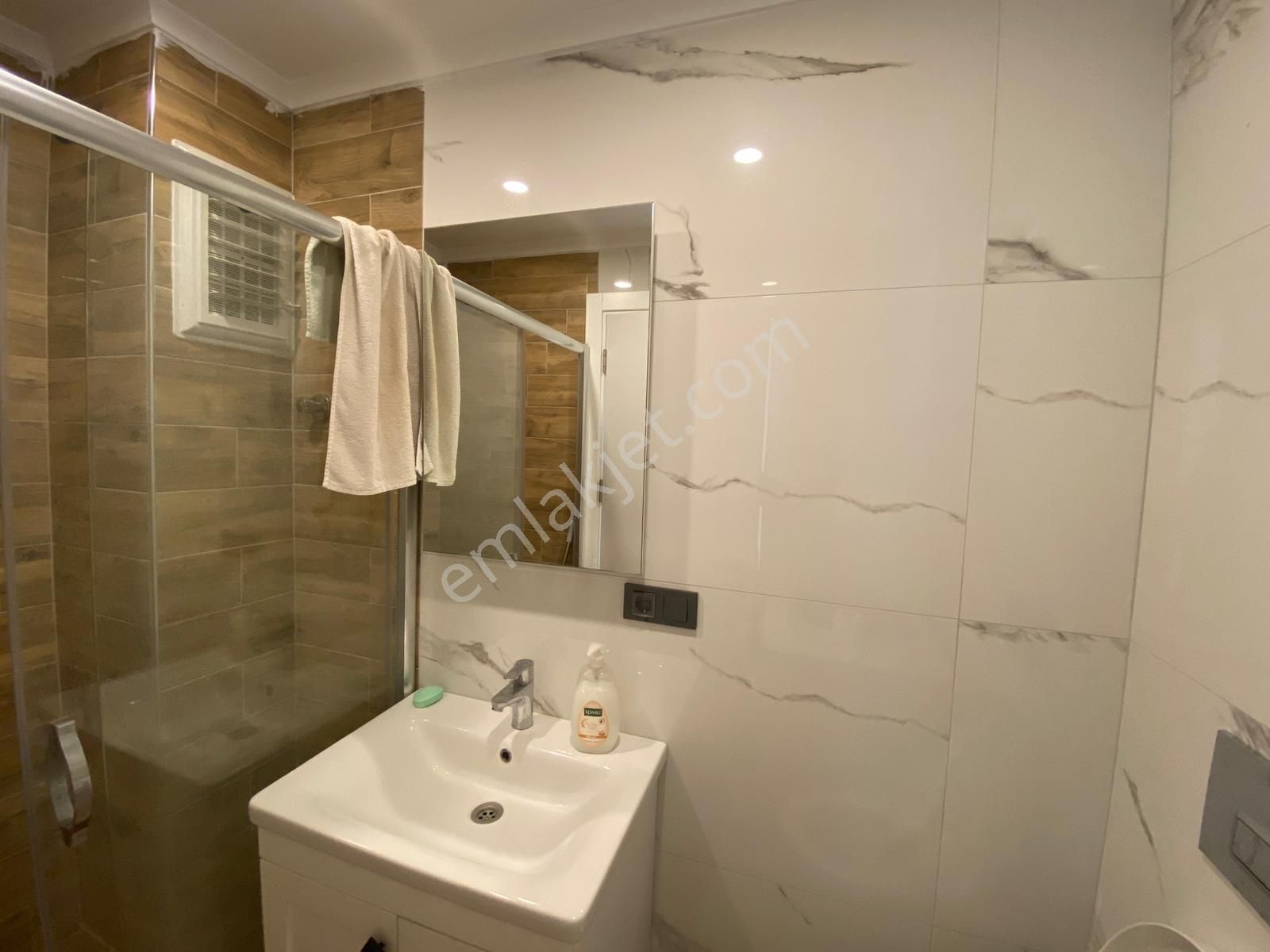 Site İçerisinde Denize Yakın Havuz Manzaralı 1+1 - Görsel 14