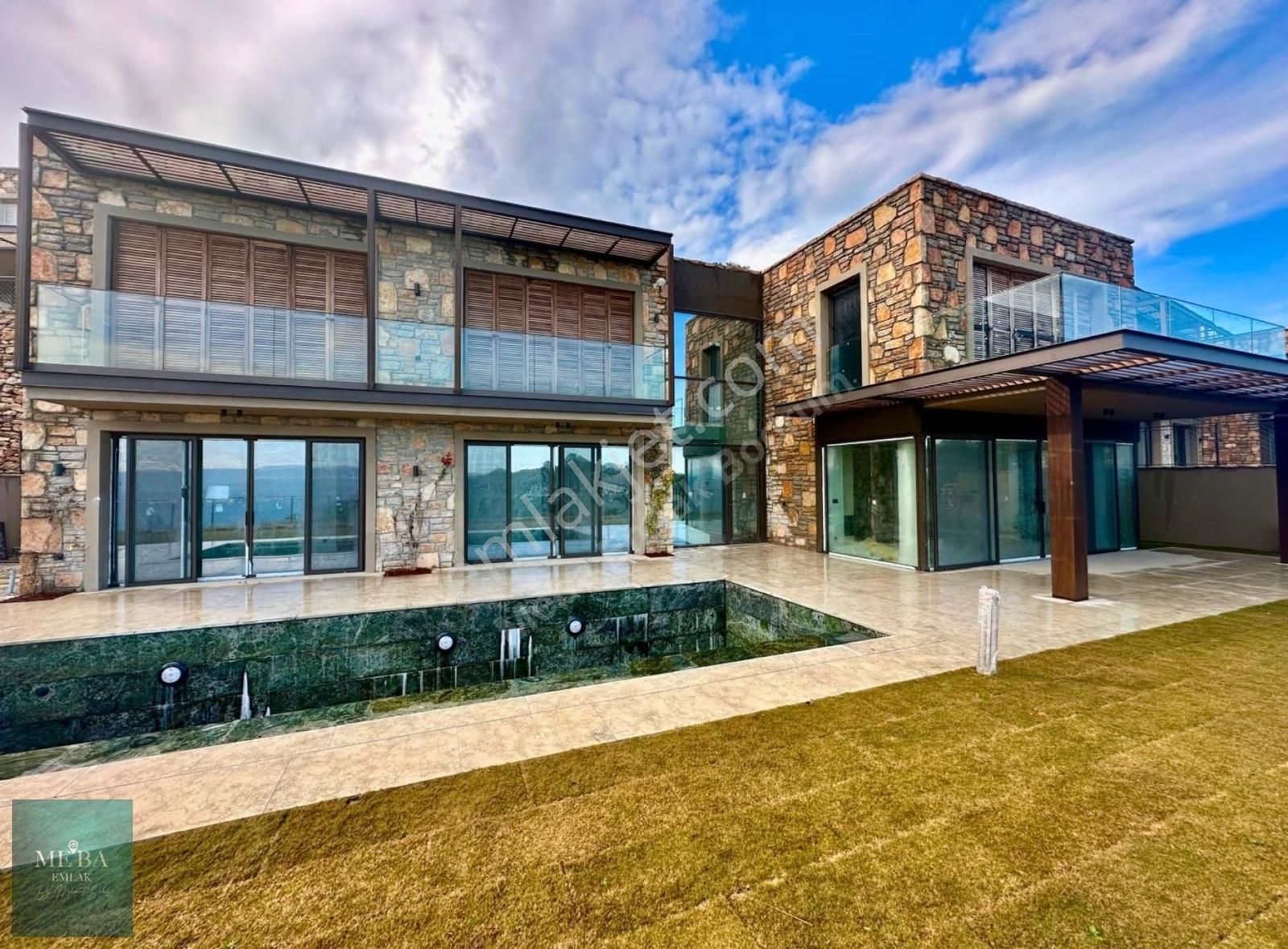 Seba Gölköy'de Satılık 5+1 Deniz Mazaralı Müstakil Villa