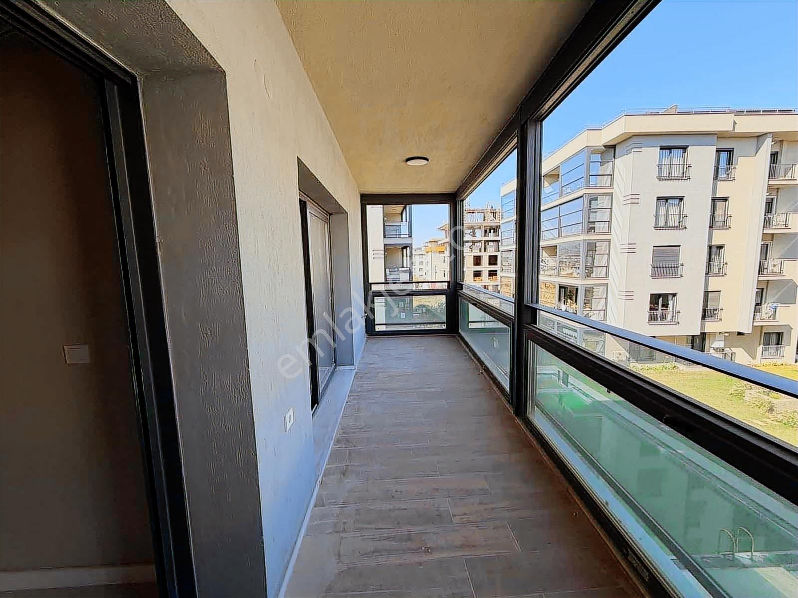 Muratbey Mah. 150m² 3+1 + Havuzlu Site En Gözde Site Ve Konum - Görsel 28