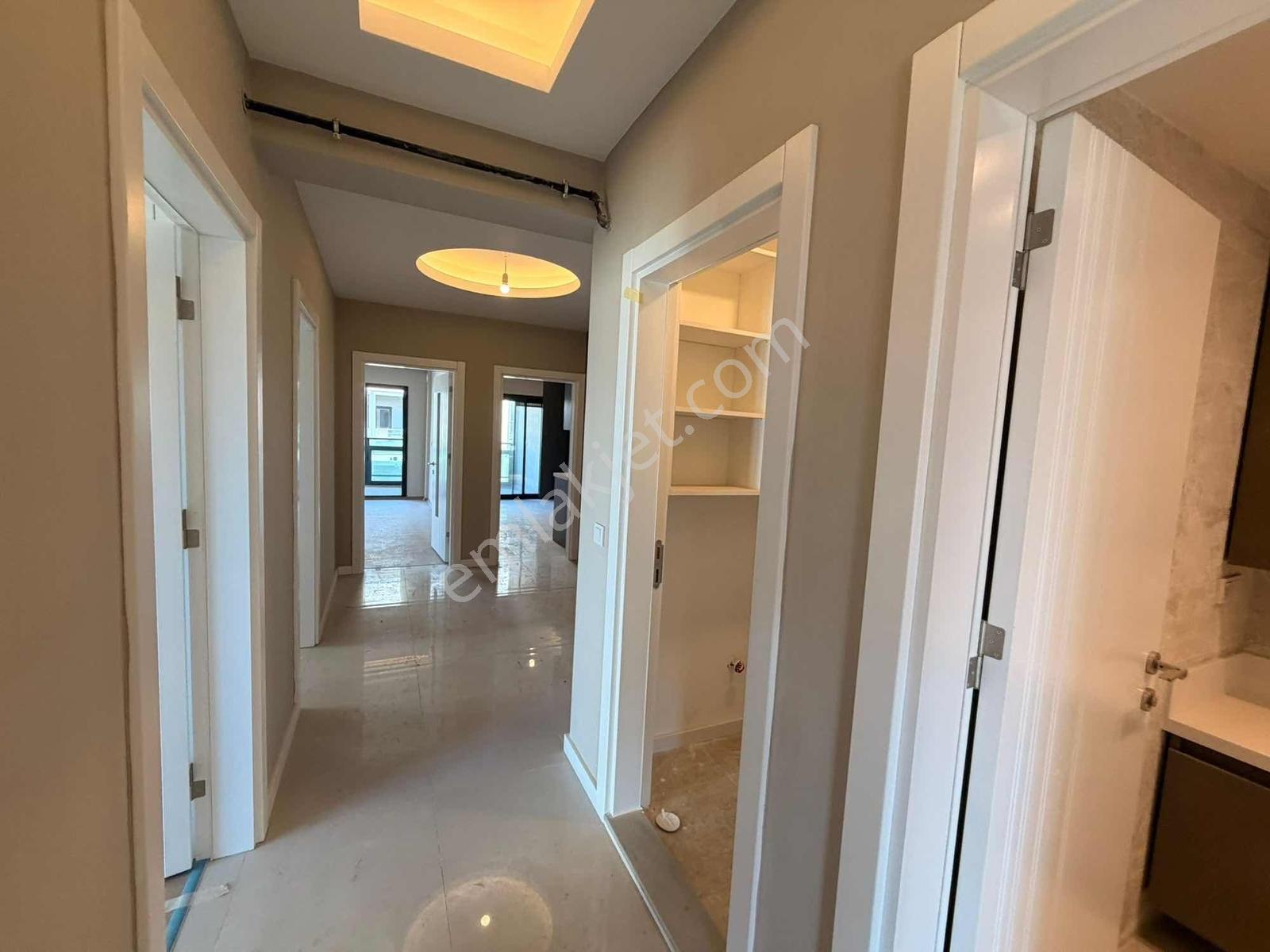 Muratbey Mah. 150m² 3+1 + Havuzlu Site En Gözde Site Ve Konum - Görsel 15