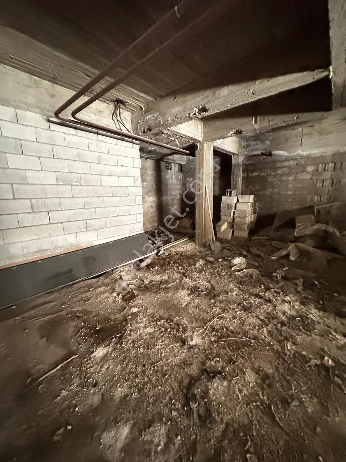 İstiklal Mahallesi Sağlıkocağı Yanı Abonelikleri Bireysel Dükkan