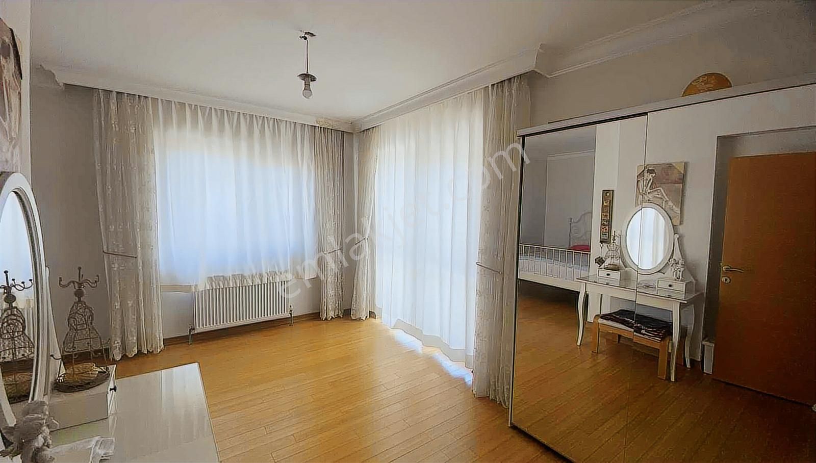 Mercanlardan Demetevler'de 6+1 Satılık Dublex Daire - Görsel 6