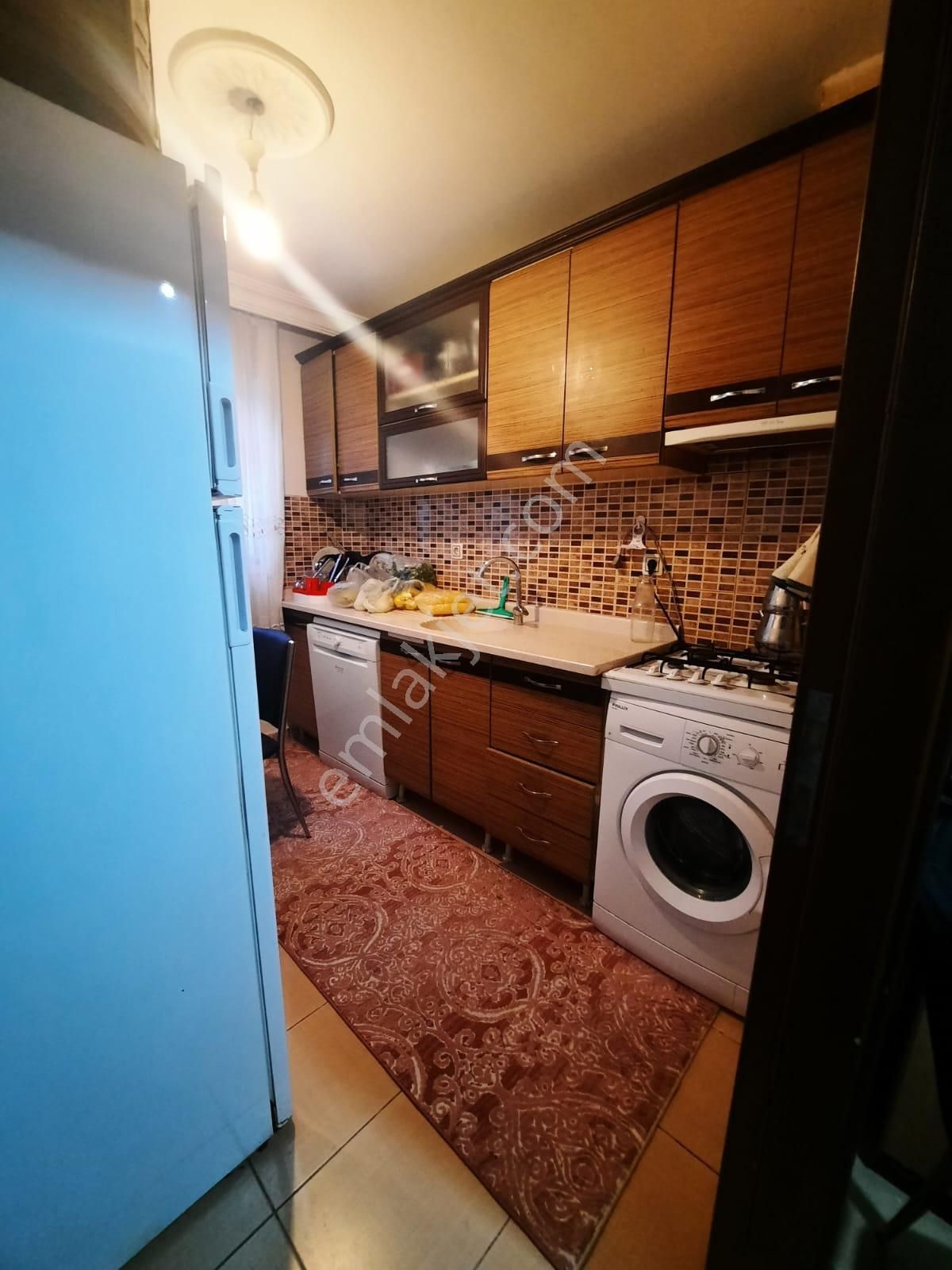 Bilgen Vatan'dan Aktepe Merkez'de Asansörlü Genç Bina Kot 1 2+1 Satılık Daire