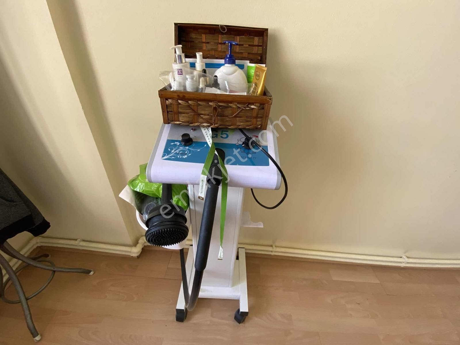 Alperen Gayrimenkul'den Çarşıda Devren Kiralık Güzellik Merkezi - Görsel 21