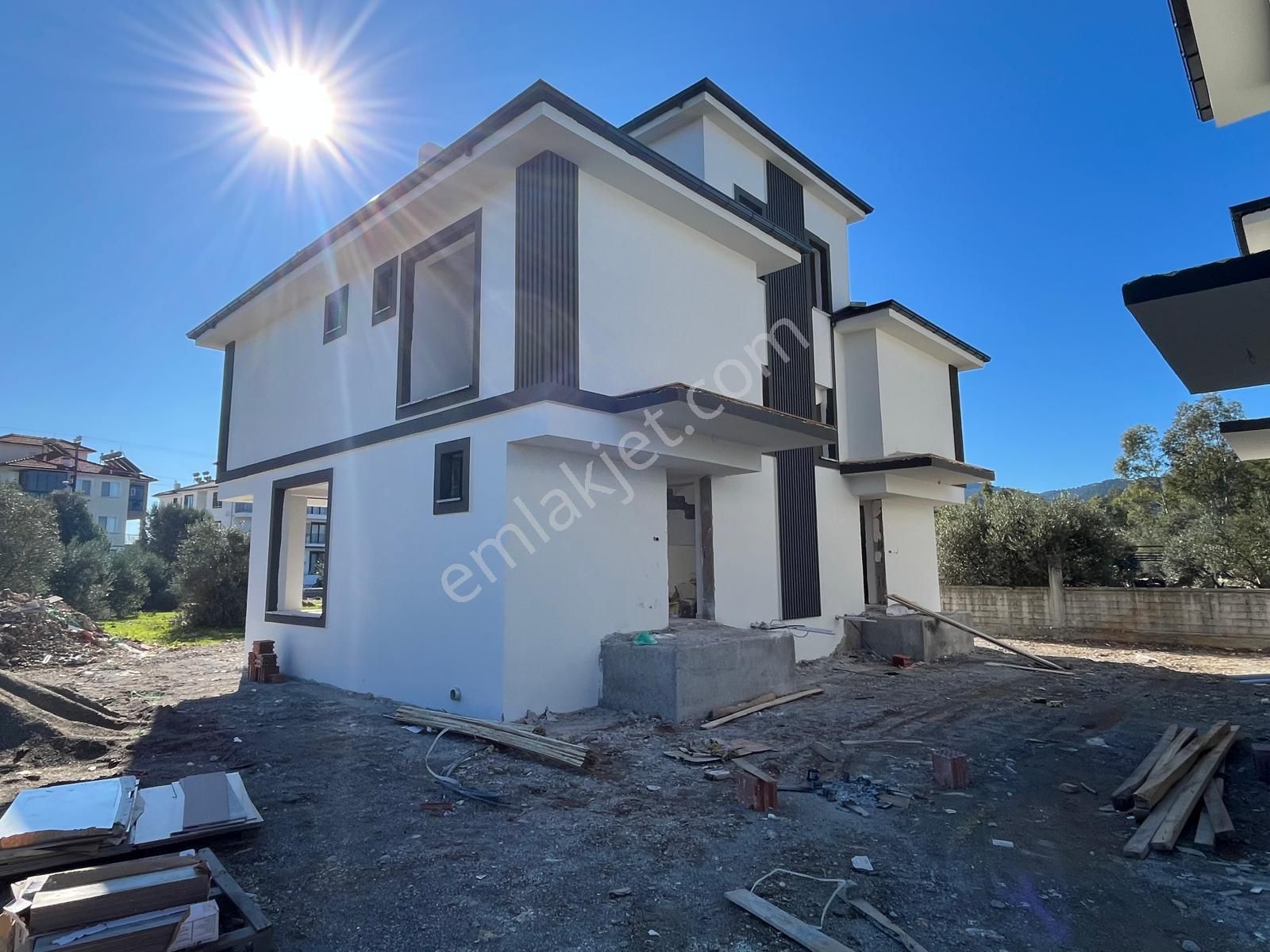 Ortaca Karaburun Da İkiz Villa Satılık