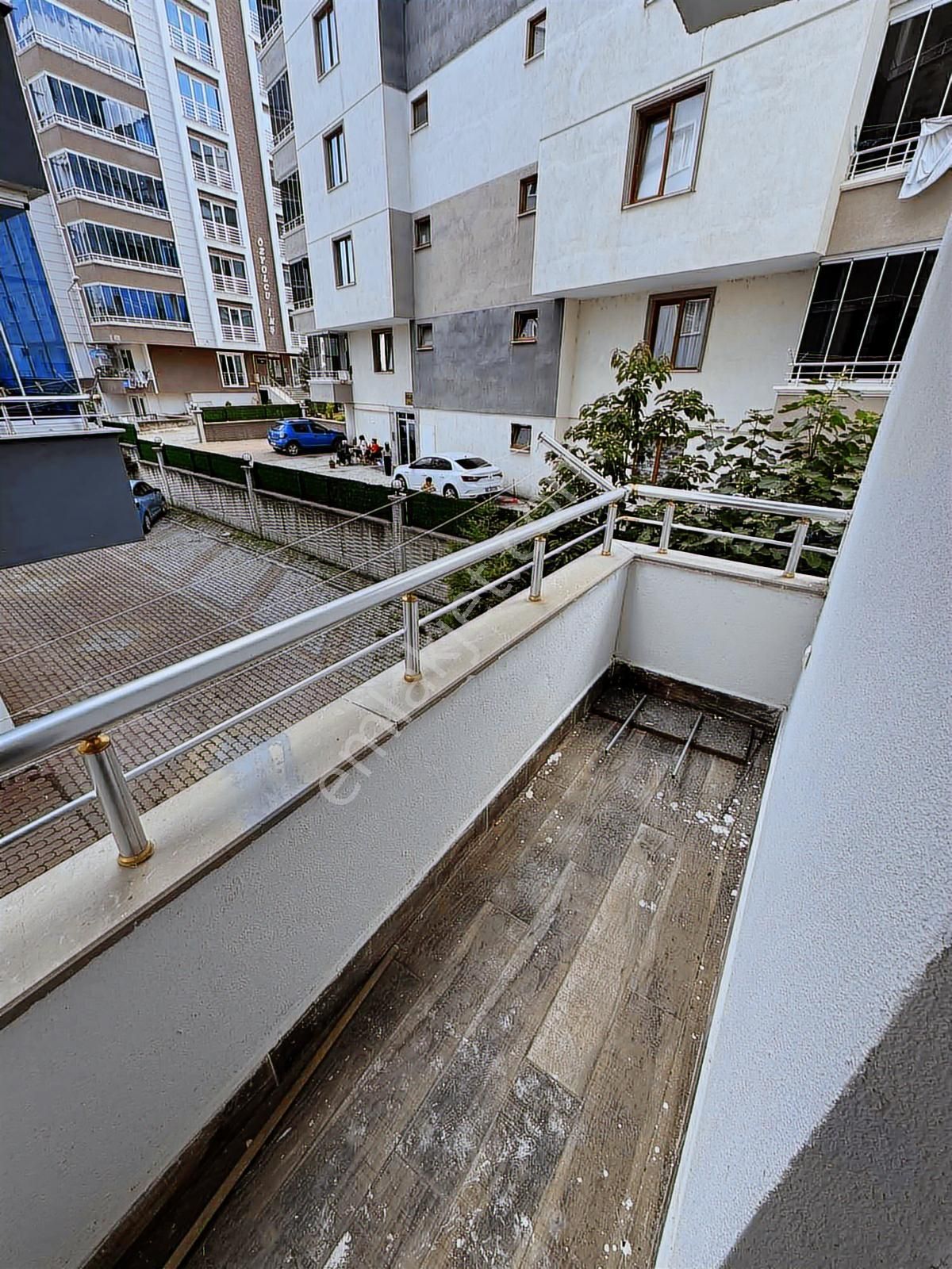 Dere Gayrimenkulden Caglaogluna 1 Sokak Salon Mutfak Ayrı 2+1 - Görsel 13