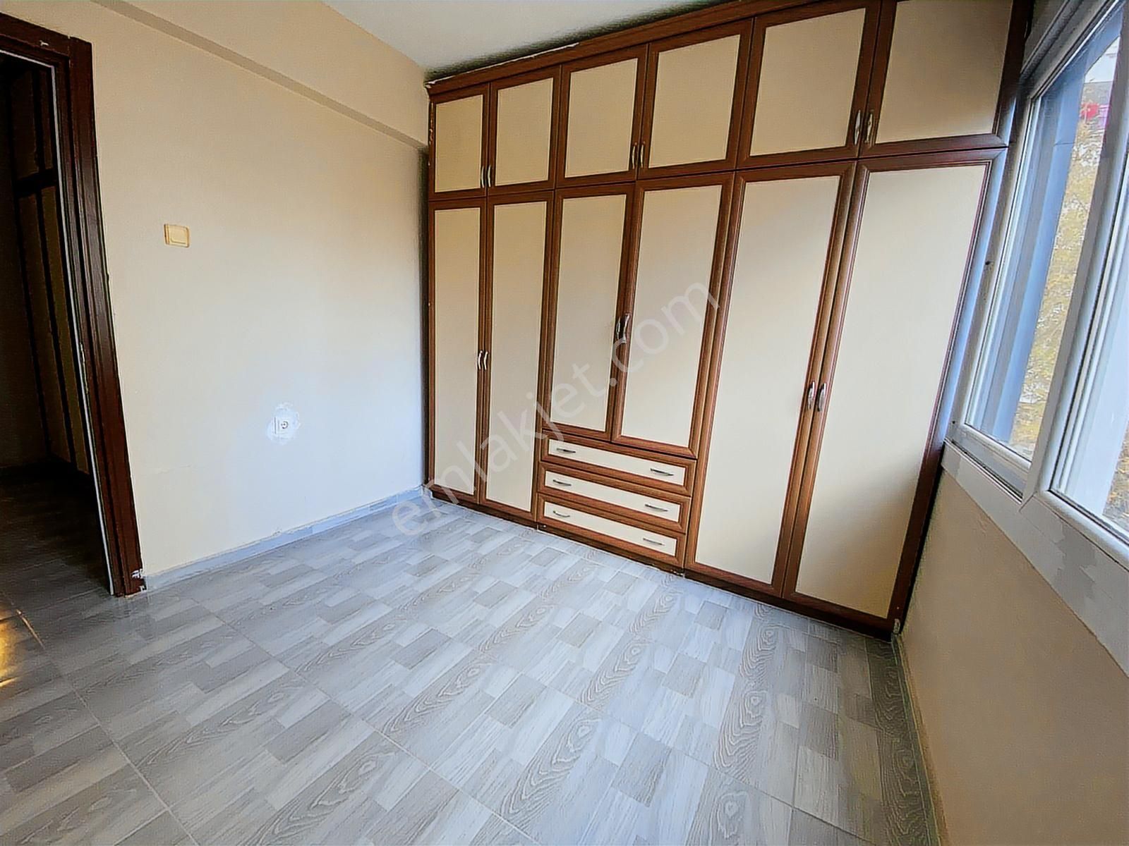 Yeşilyurt Mah.3+1 Kiralık Fırsat Daire - Görsel 16