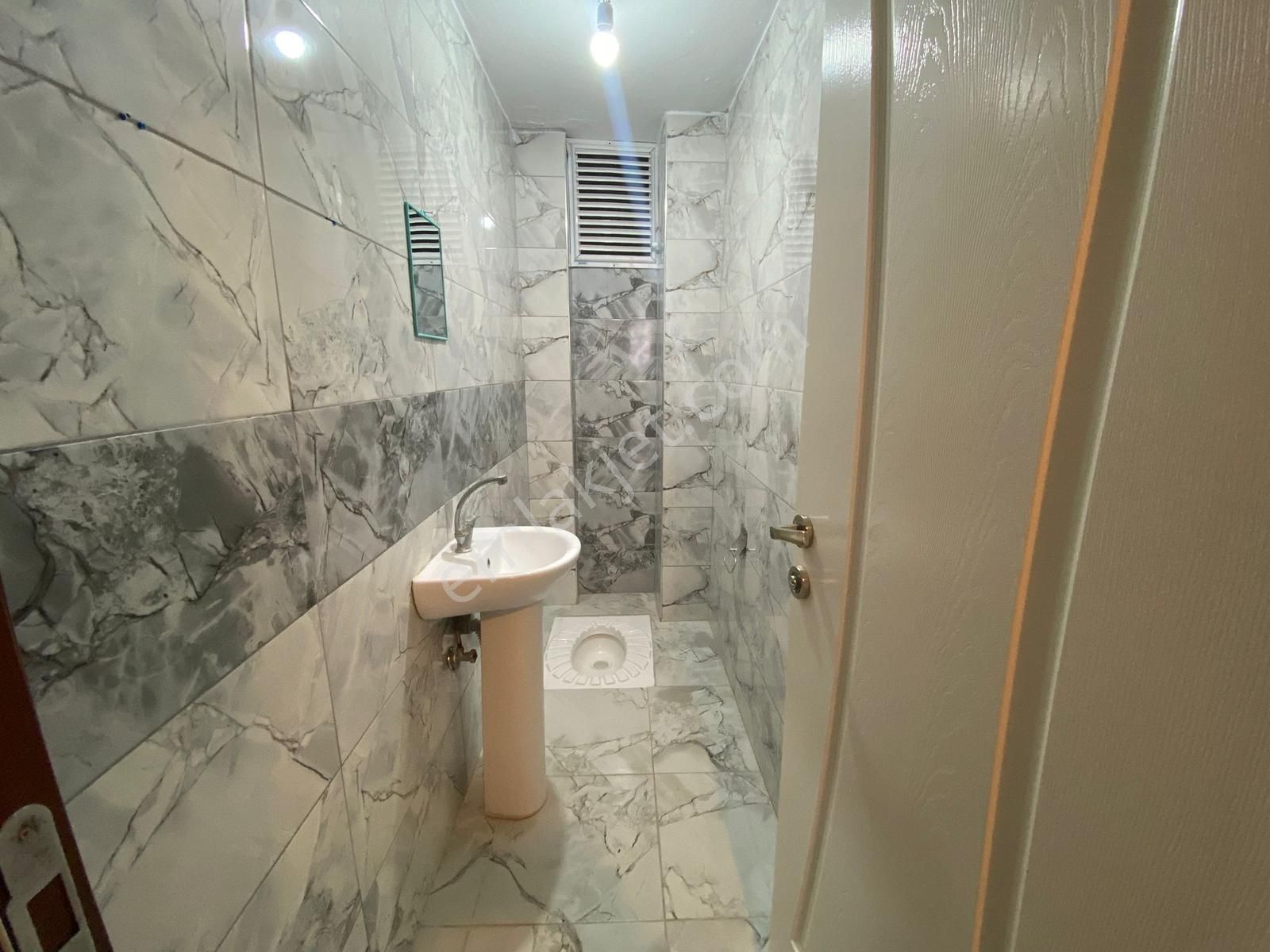 Yeşilyurt Mah.3+1 Kiralık Fırsat Daire - Görsel 2