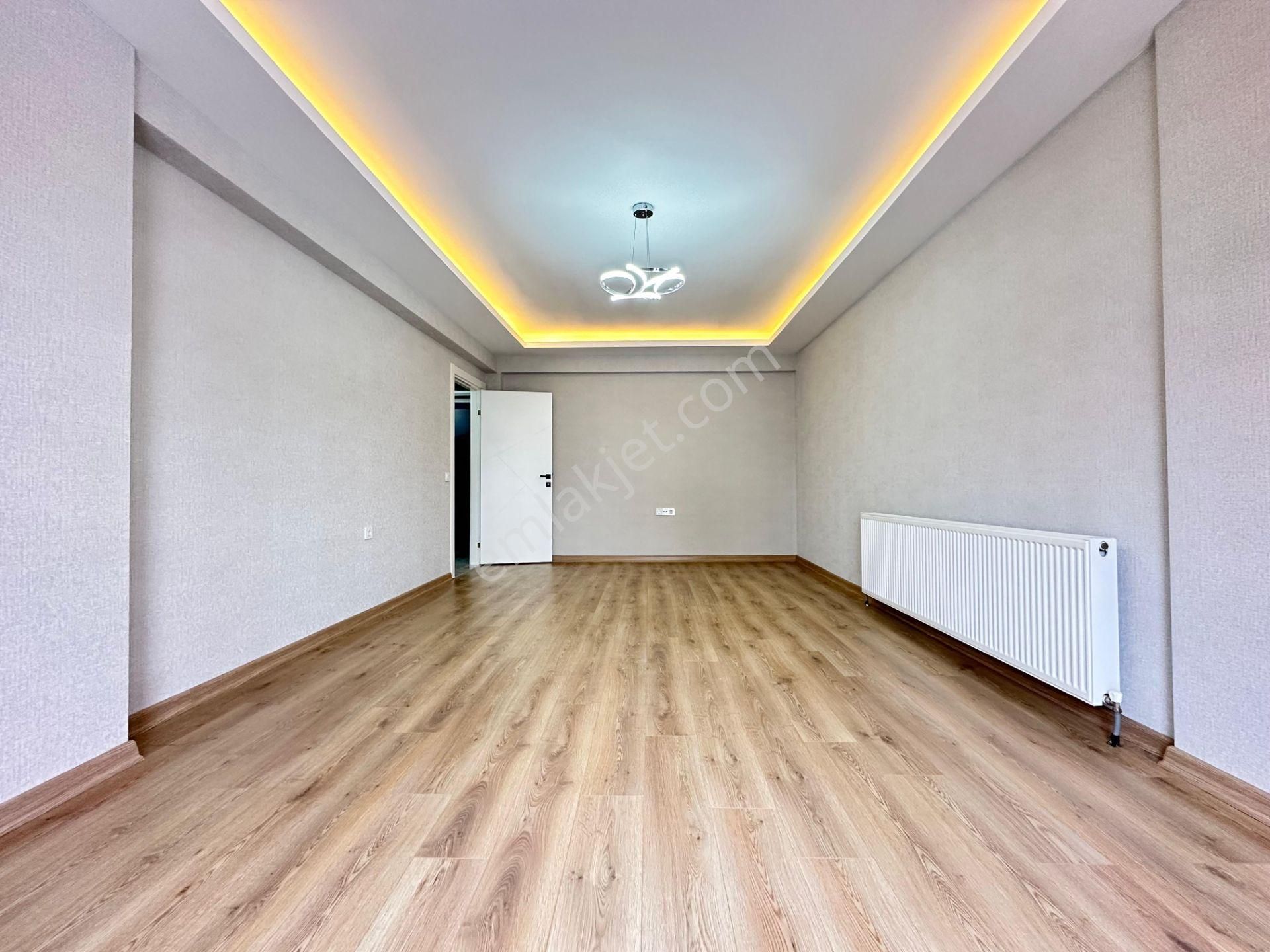 Pursaklar Mehmet Zengin Emlak'tan Asansörlü Kapalı Otoparklı 1.kat 2+1 Ful Yapılı Masrafsız Daire - Görsel 16