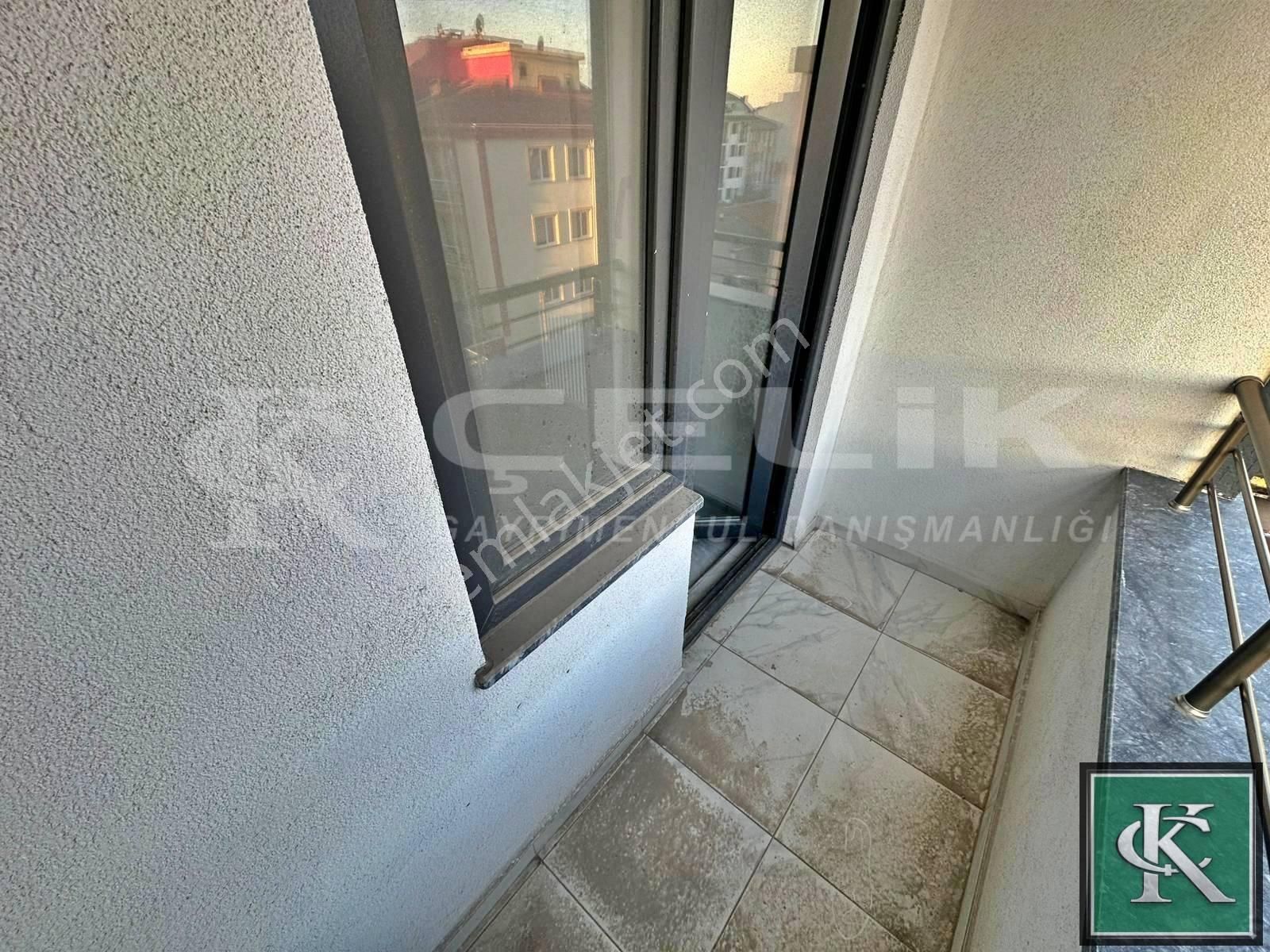 Bandırma Çelik Emlaktan 4+1 İskanlı Oturuma Hazır Satılık Daire - Görsel 19