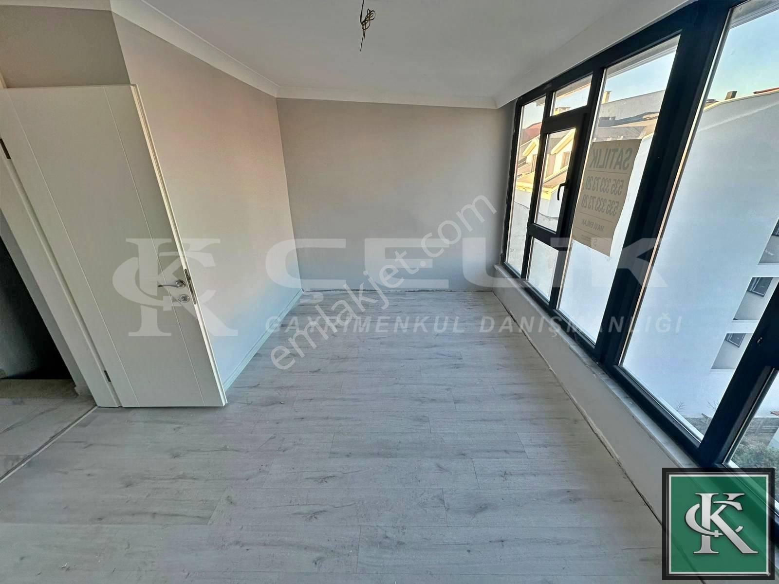 Bandırma Çelik Emlaktan 4+1 İskanlı Oturuma Hazır Satılık Daire - Görsel 25