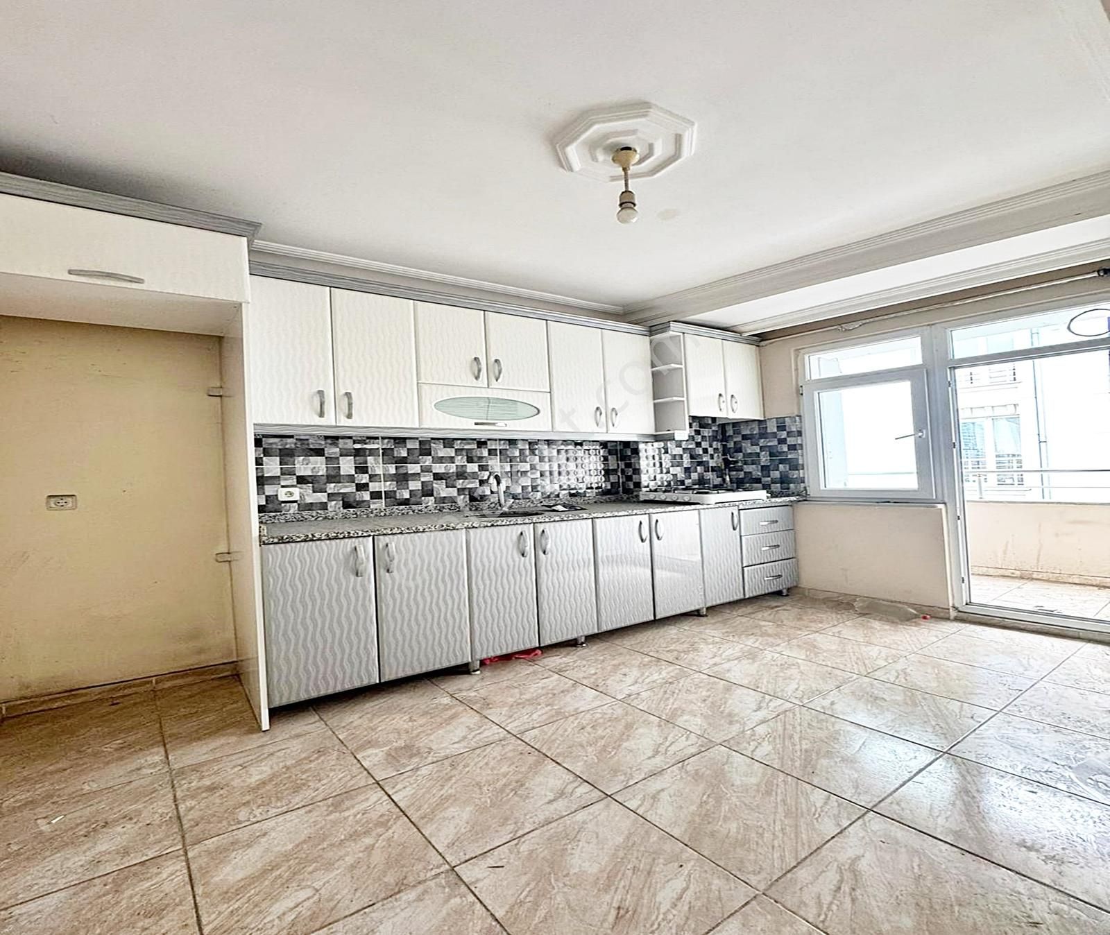 Necip Fazıl Kısakürek Mah. 2+1 Balkonlu Kat.2 Sadece 3.190.000tl