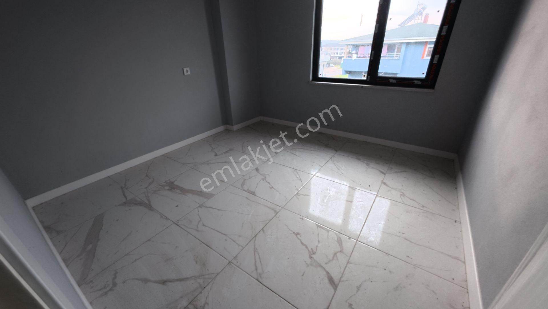 Kocaali De Yalı Mah’de Geniş Bahçeli 3+1 Özel Villa - Görsel 18