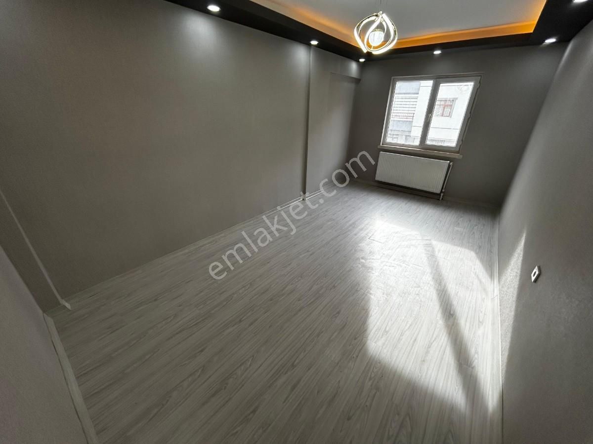 Sincan Plevne Mah 3+1 Ultra Lüks Yapılı Ara Katta Ön Cephe Daire - Görsel 27