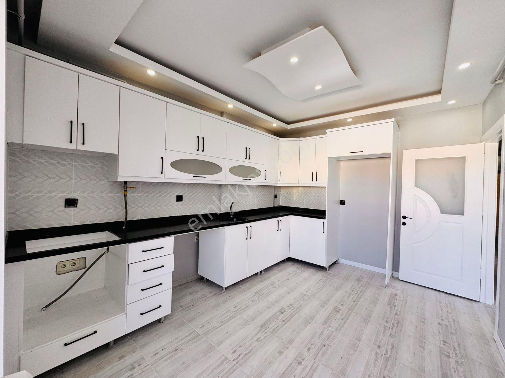 İncirlik Yeni Mahalle'de E5'e Yakın Konumda Ultra Lux *premium* Daire!!