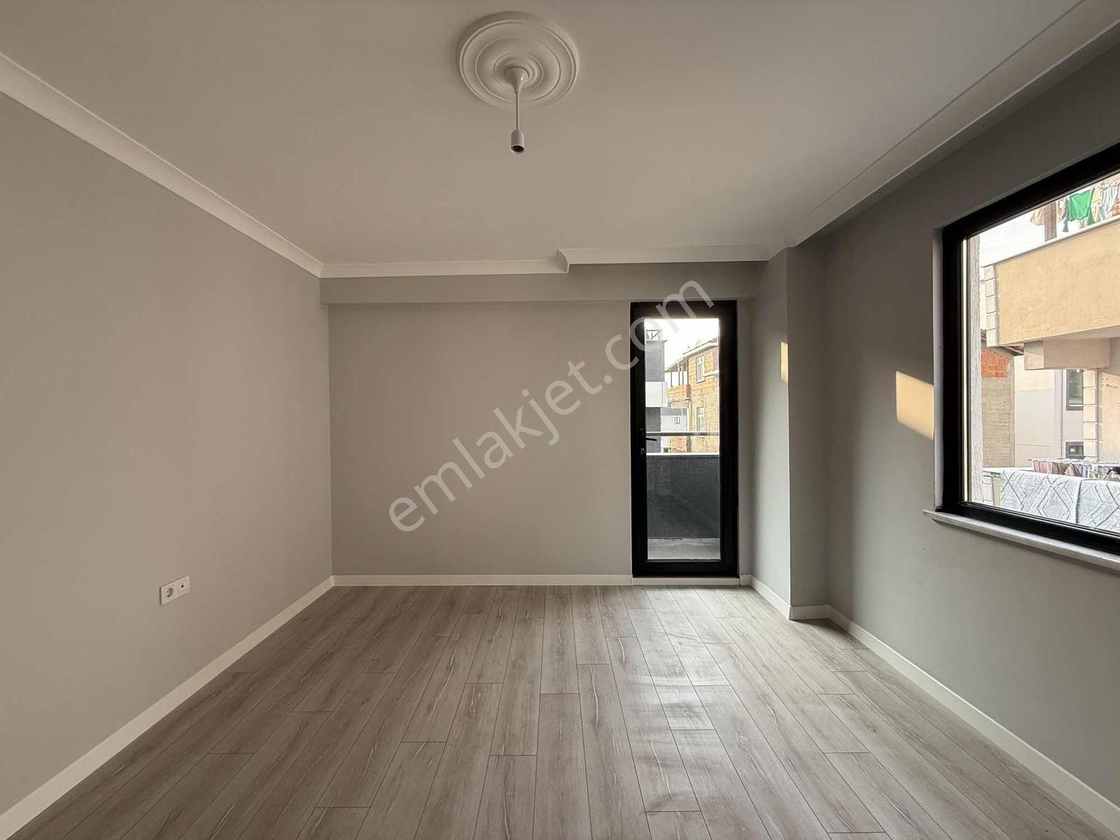 Darıca Marmaray Durağına Komşu 4+1 Asansörlü Çift Teraslı Daire - Görsel 12