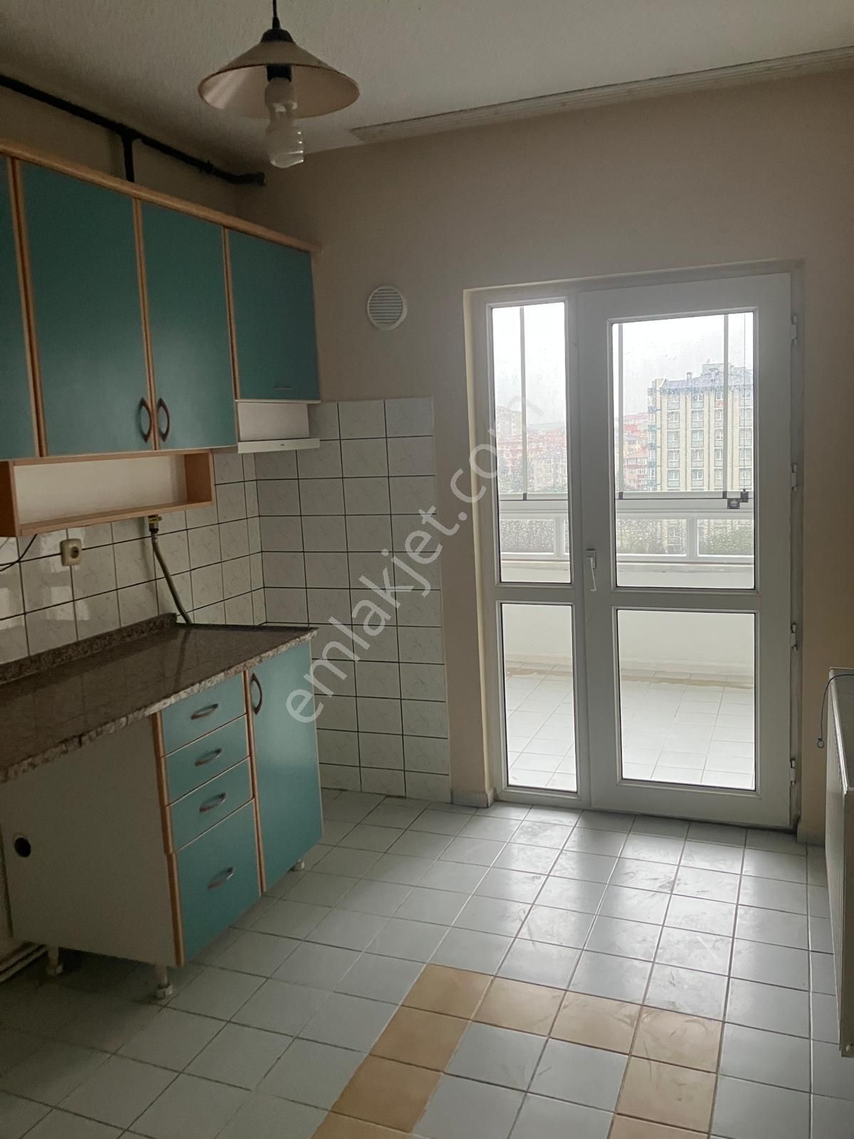 Kapaklı Emlak Konutları Palmiye Blokları’nda 2+1 Kiralık - Görsel 6