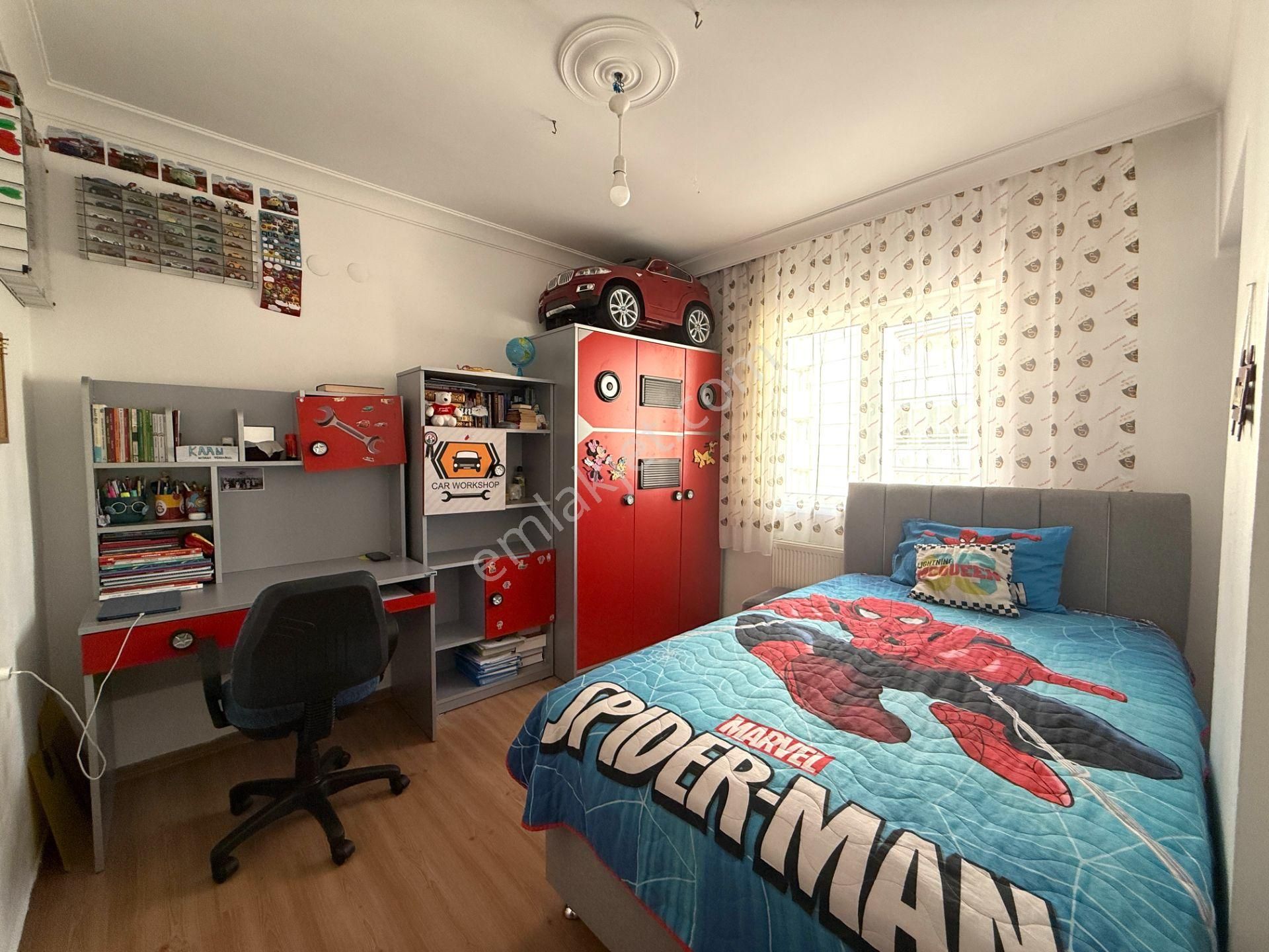 Kalecik Emlak'tan Ara Kat'da 3+1 Çift Balkonlu İskanlı Daire - Görsel 14