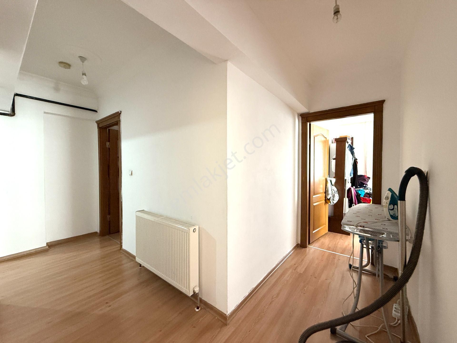 Kalecik Emlak'tan Ara Kat'da 3+1 Çift Balkonlu İskanlı Daire - Görsel 17