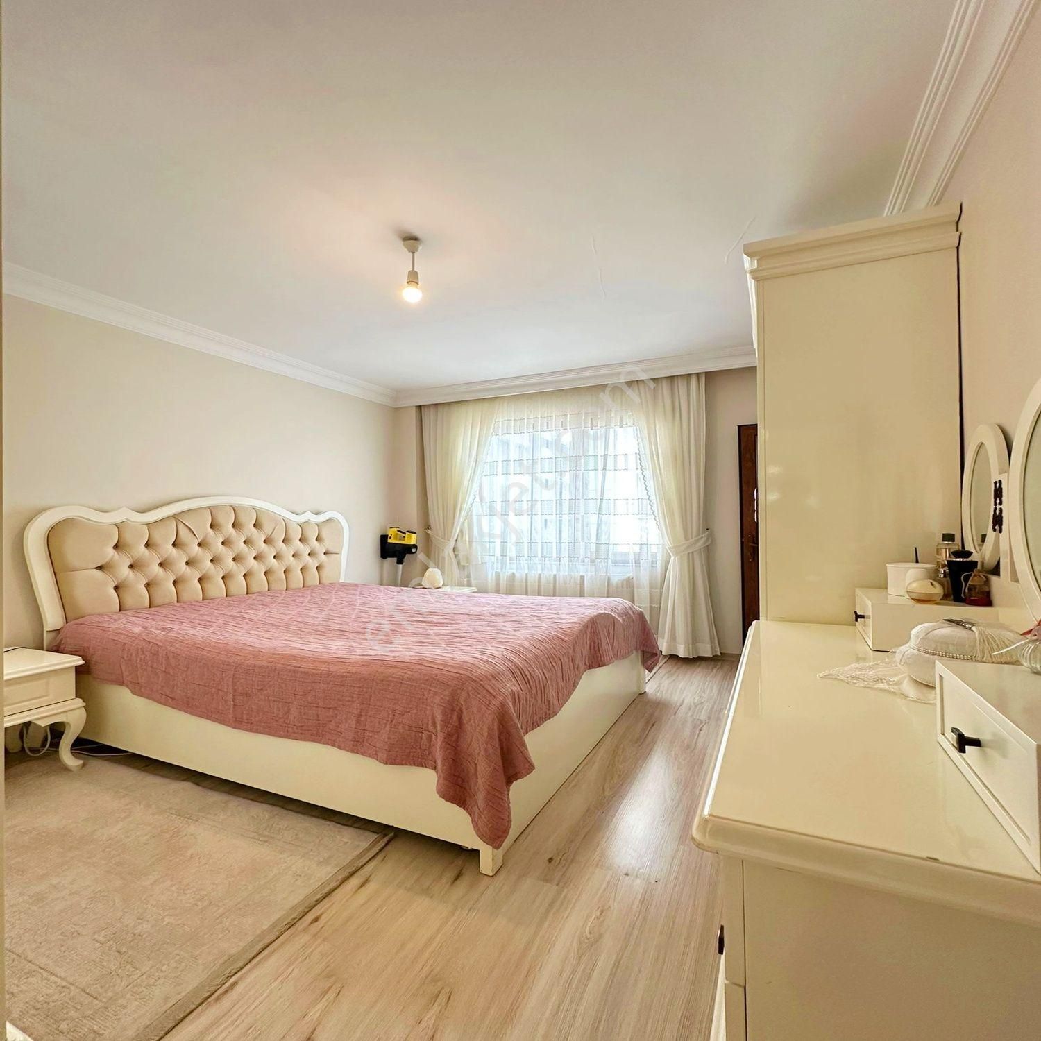 Beylikdüzü Marmara Mahallesin'de Satılık 3+1 Kısa Katlı Güney Cephe Daire Fırsatı 6.650.000 Tl - Görsel 9