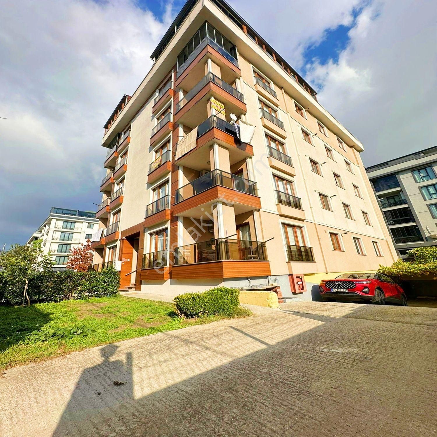 Beylikdüzü Marmara Mahallesin'de Satılık 3+1 Kısa Katlı Güney Cephe Daire Fırsatı 6.650.000 Tl - Görsel 6