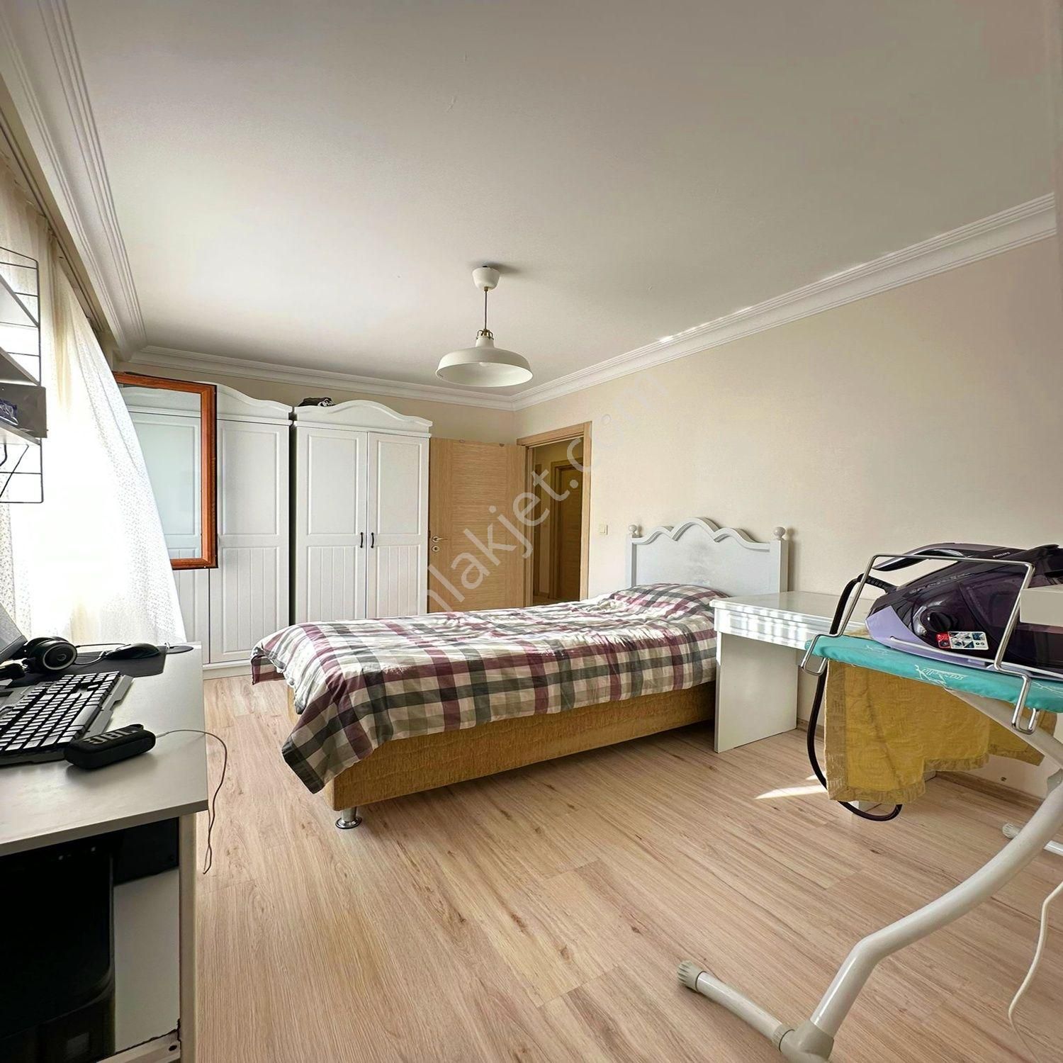 Beylikdüzü Marmara Mahallesin'de Satılık 3+1 Kısa Katlı Güney Cephe Daire Fırsatı 6.650.000 Tl - Görsel 14