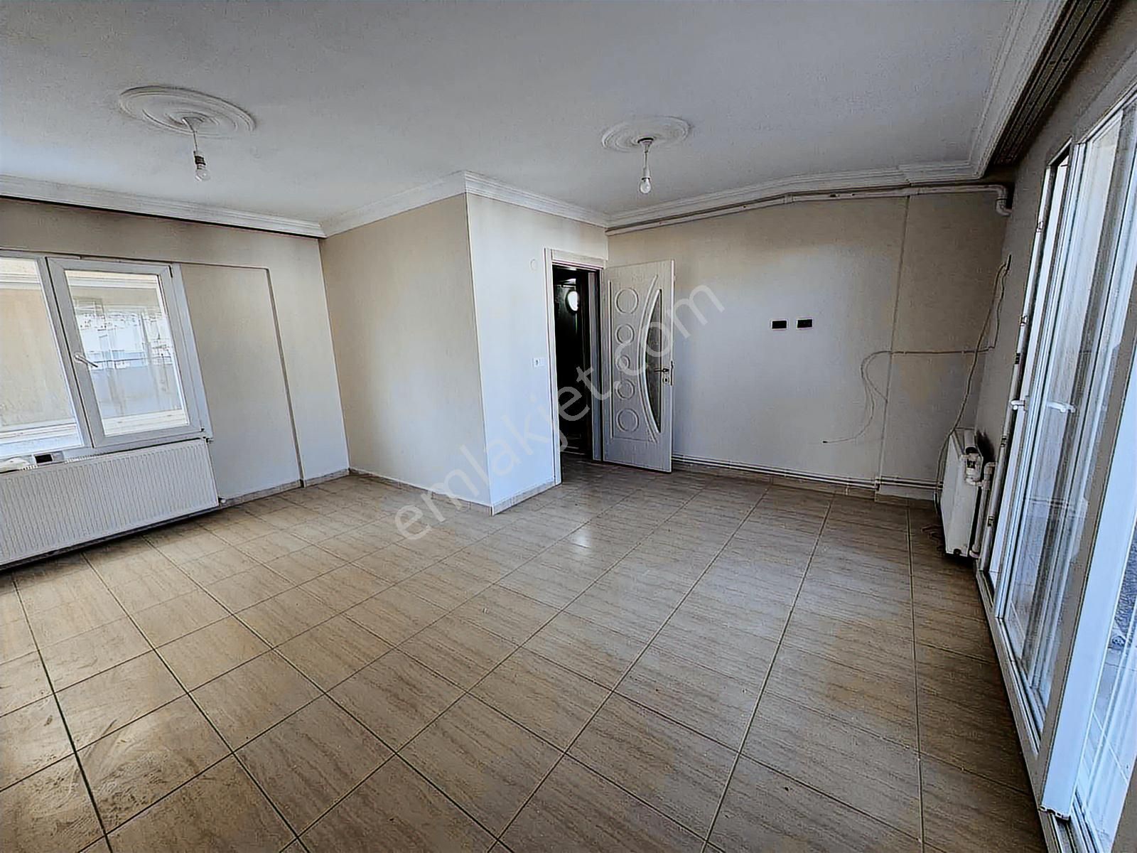 Fatih Mah. Fatih Okulu Civarı Cadde Üstü Doğalgazlı Daire - Görsel 14