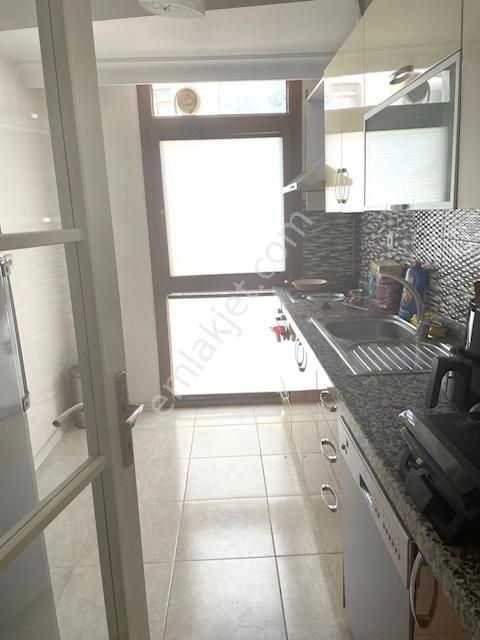 Ünalan Metro-metrobüs Yakını Genç Apt.satılık Daire 3+1,120m2. - Görsel 10