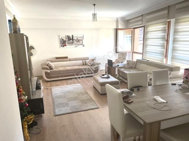 Ünalan Metro-metrobüs Yakını Genç Apt.satılık Daire 3+1,120m2. - Görsel 13