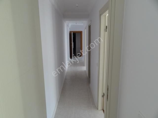 Ünalan Metro-metrobüs Yakını Genç Apt.satılık Daire 3+1,120m2. - Görsel 8