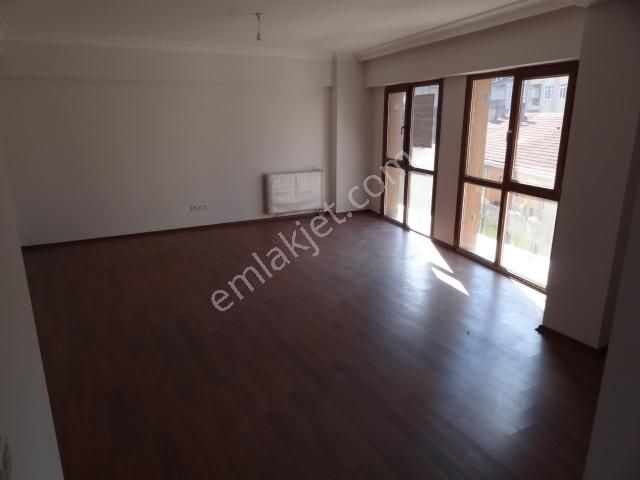 Ünalan Metro-metrobüs Yakını Genç Apt.satılık Daire 3+1,120m2. - Görsel 15