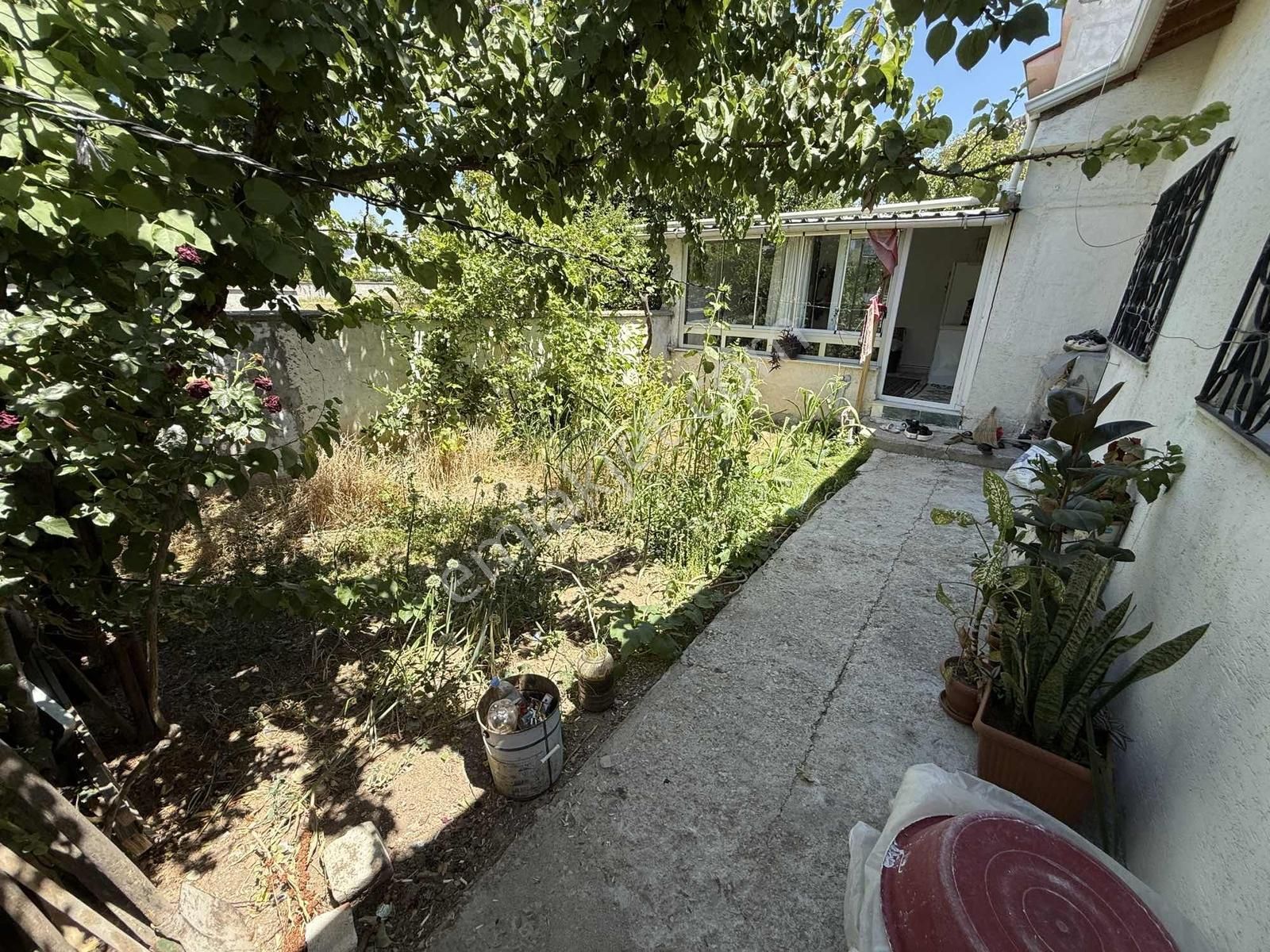 Gündoğdu Mah. 153m2 Bahçeli Müstakil Ev - Görsel 8