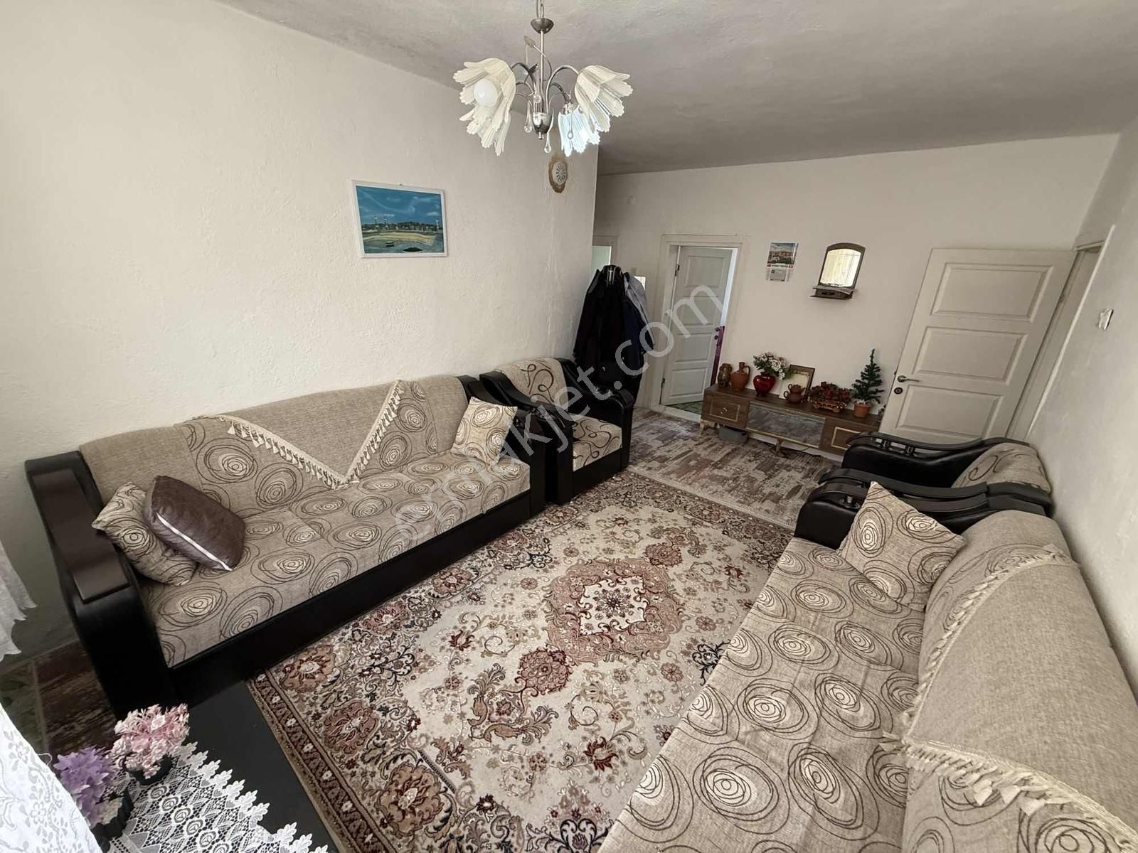 Gündoğdu Mah. 153m2 Bahçeli Müstakil Ev - Görsel 19