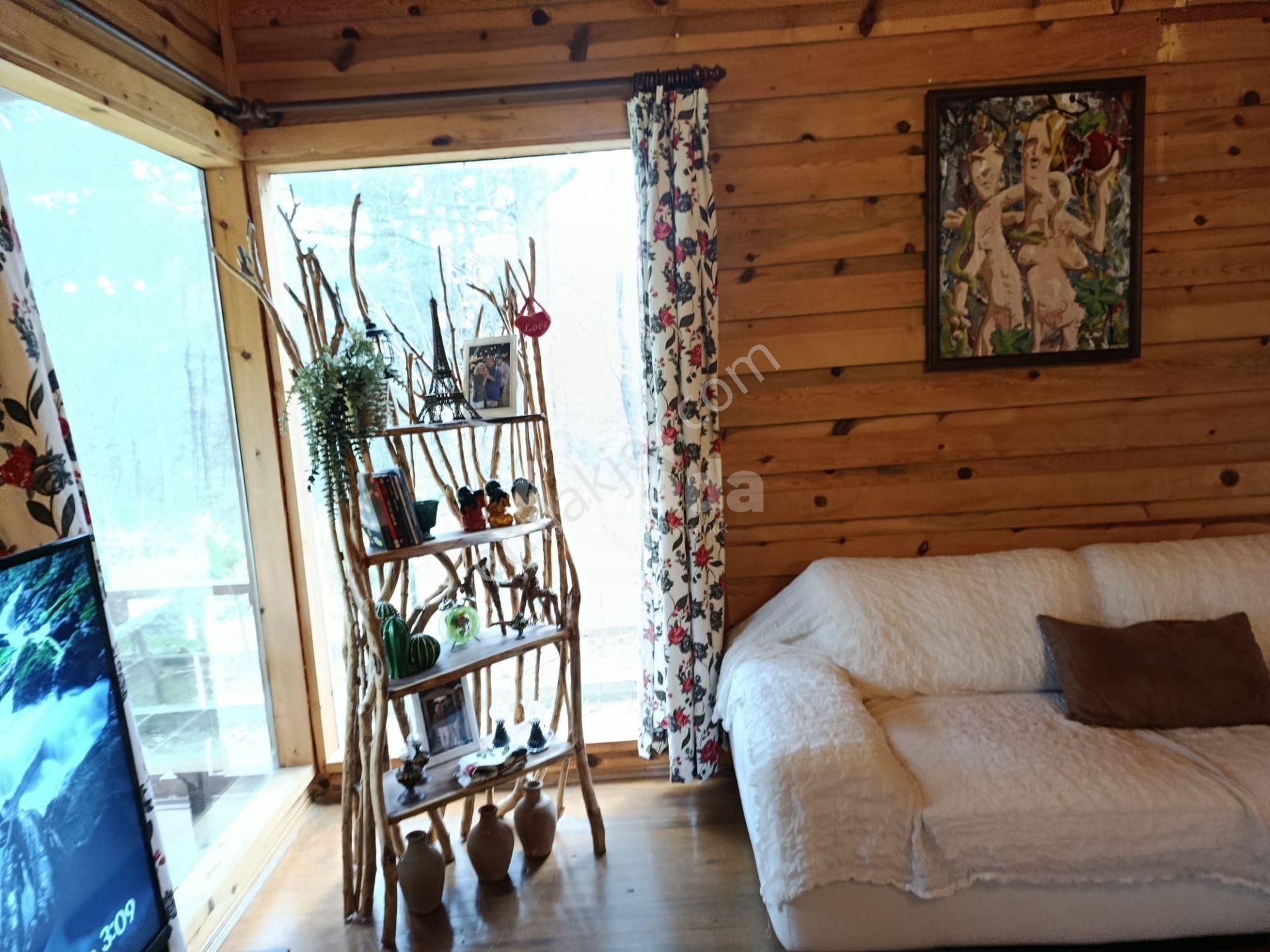 İzmir Mendereste Doğa İçinde, Geniş Bahçeli 3+1 Ahşap Ev - Görsel 7