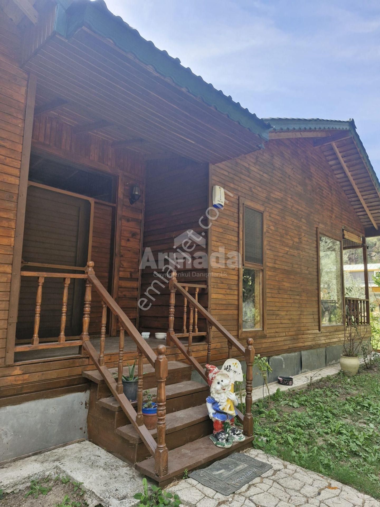 İzmir Mendereste Doğa İçinde, Geniş Bahçeli 3+1 Ahşap Ev - Görsel 33