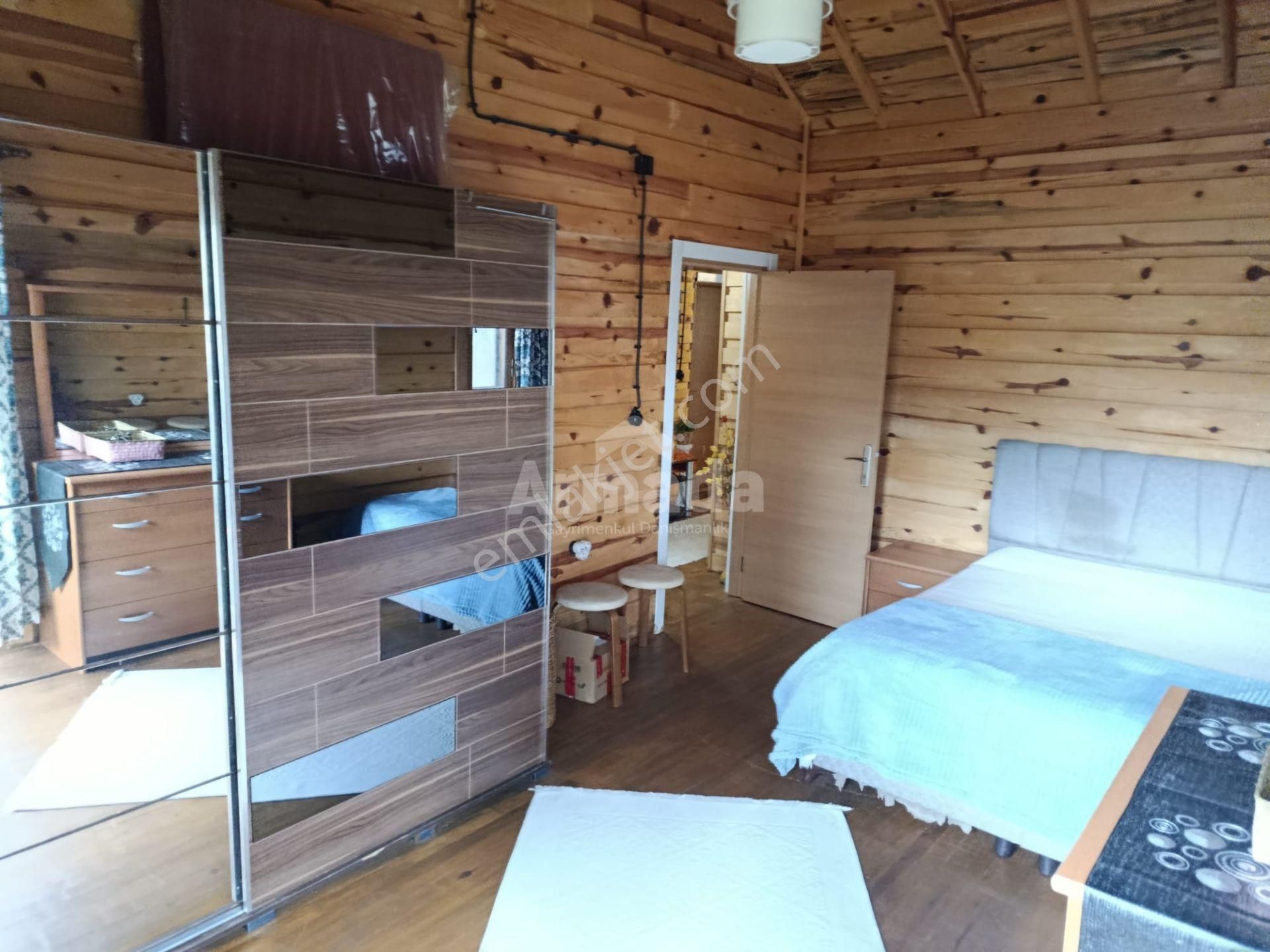 İzmir Mendereste Doğa İçinde, Geniş Bahçeli 3+1 Ahşap Ev - Görsel 14