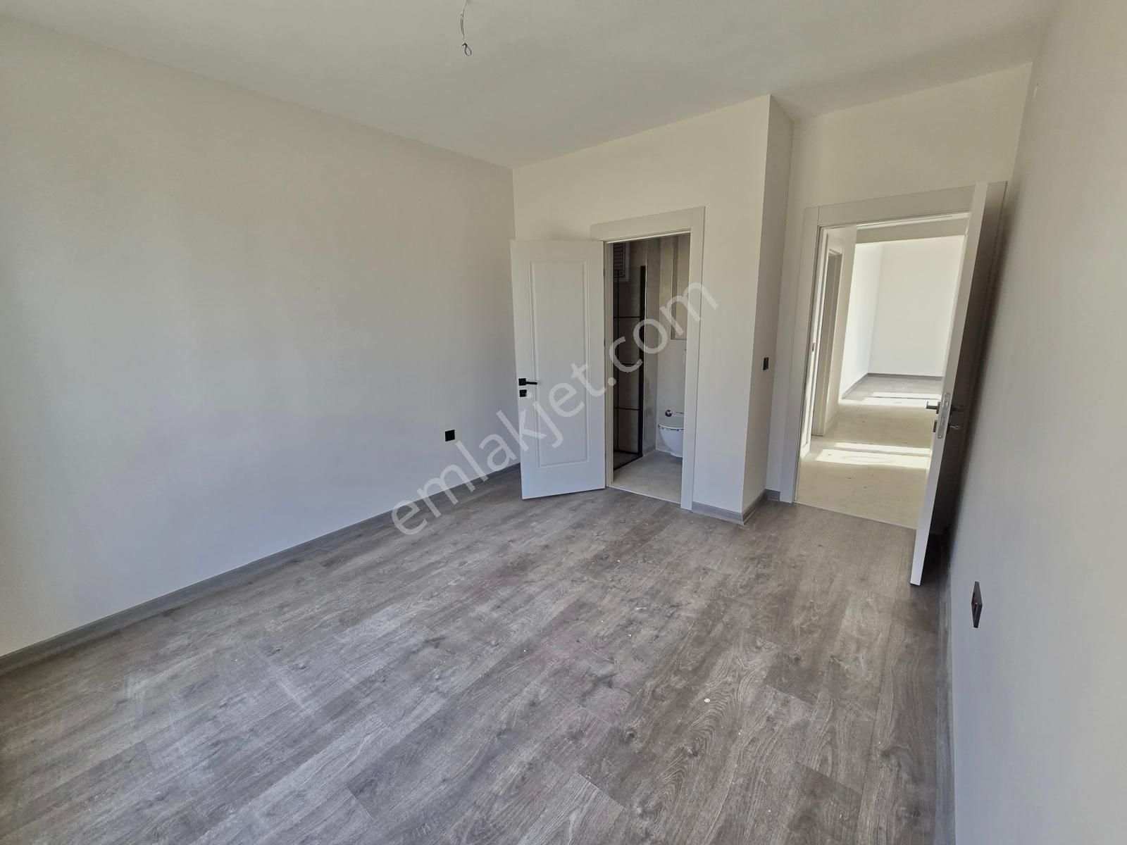 Yapracıkta Site İçerisinde Lüks Yapılı Harika Lokasyonda 2+1 - Görsel 18